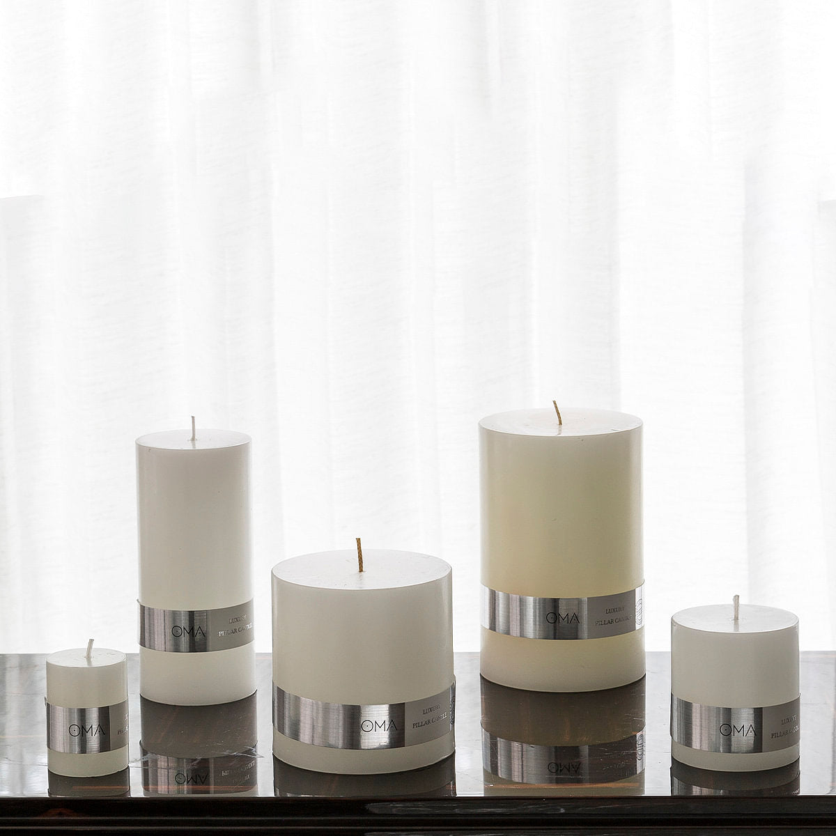 Deliciae Pillar Candle White
