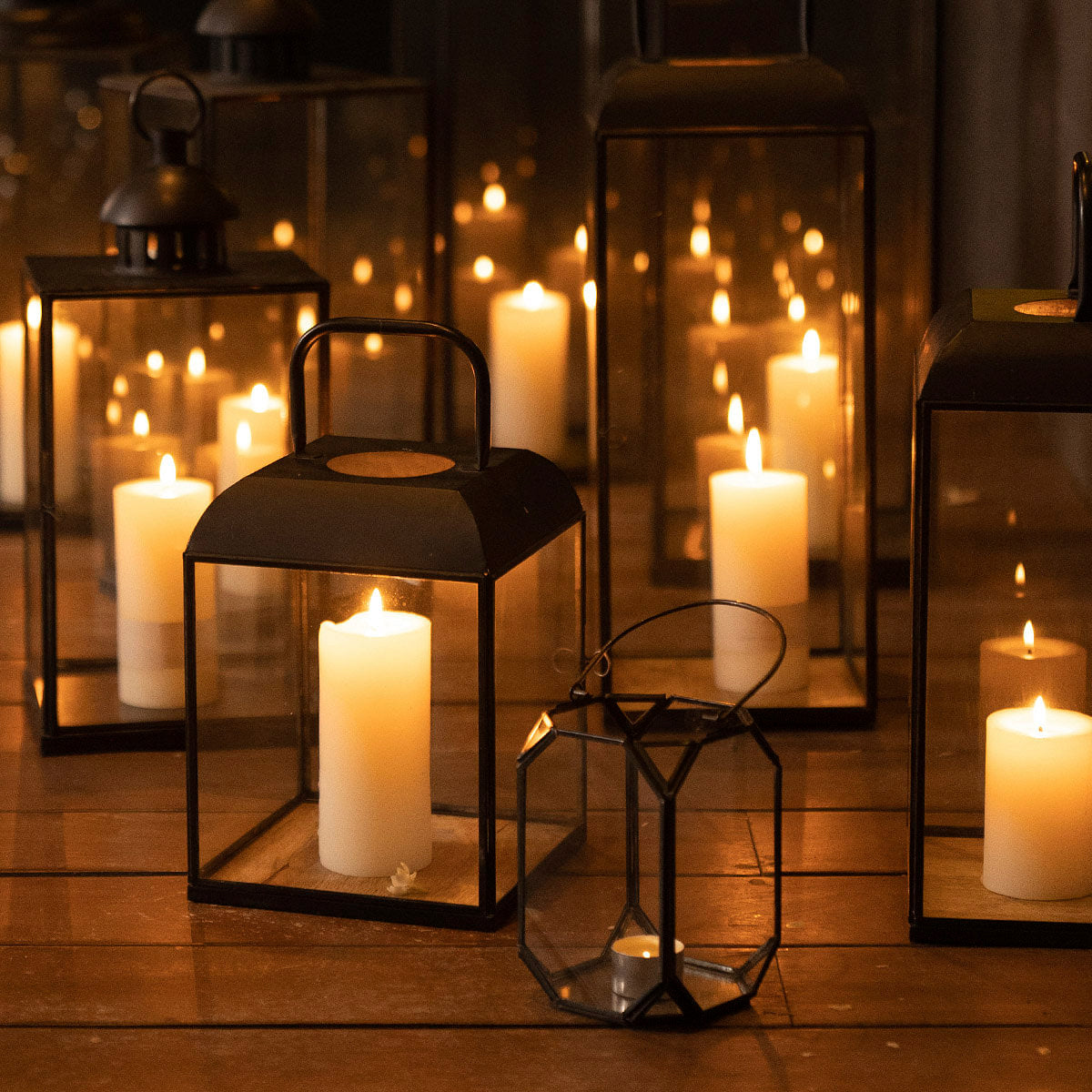 Geometrix Black Hanging Lantern