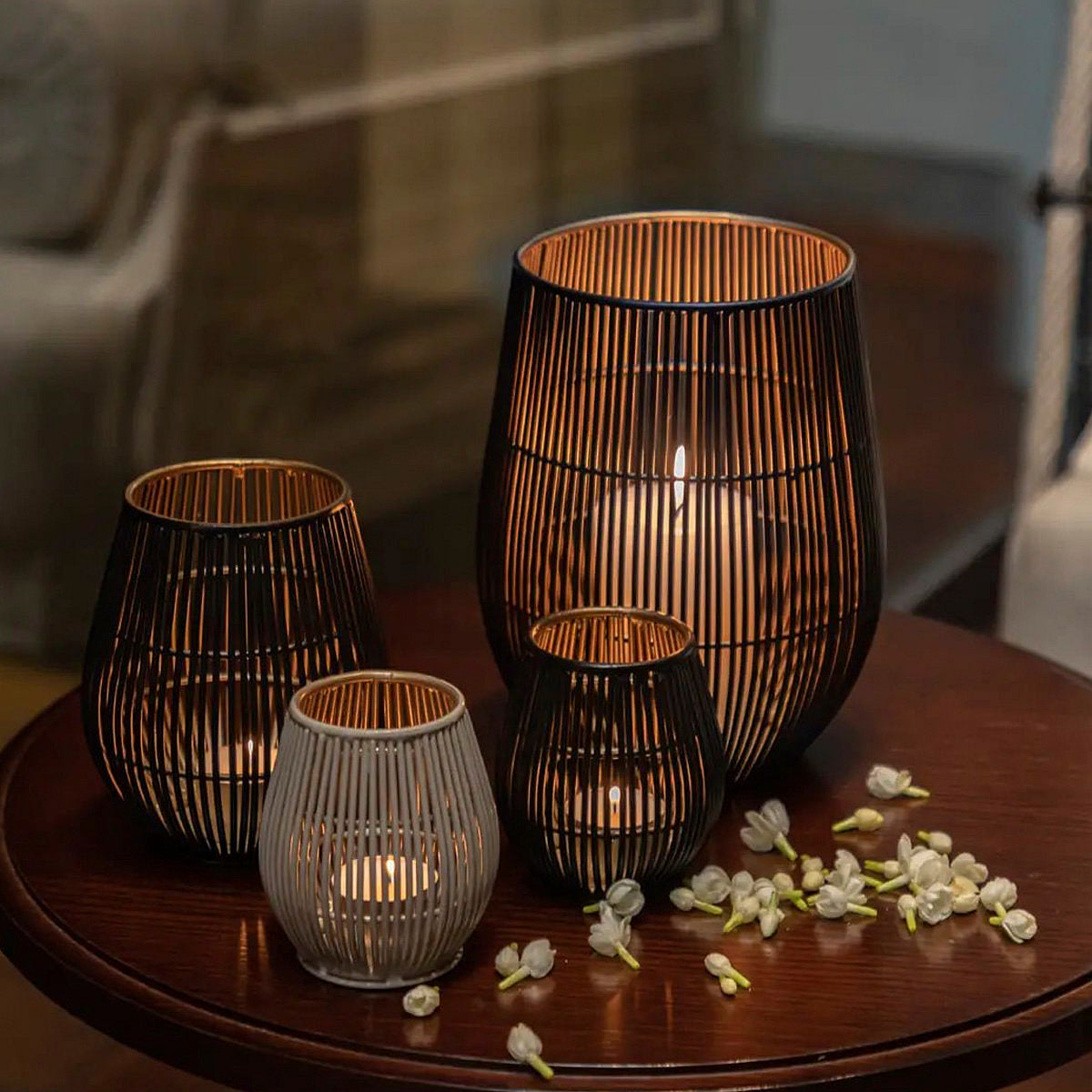 Saga T- Light Holder