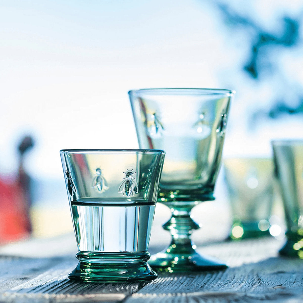 Bee Wine Glass Eggplant