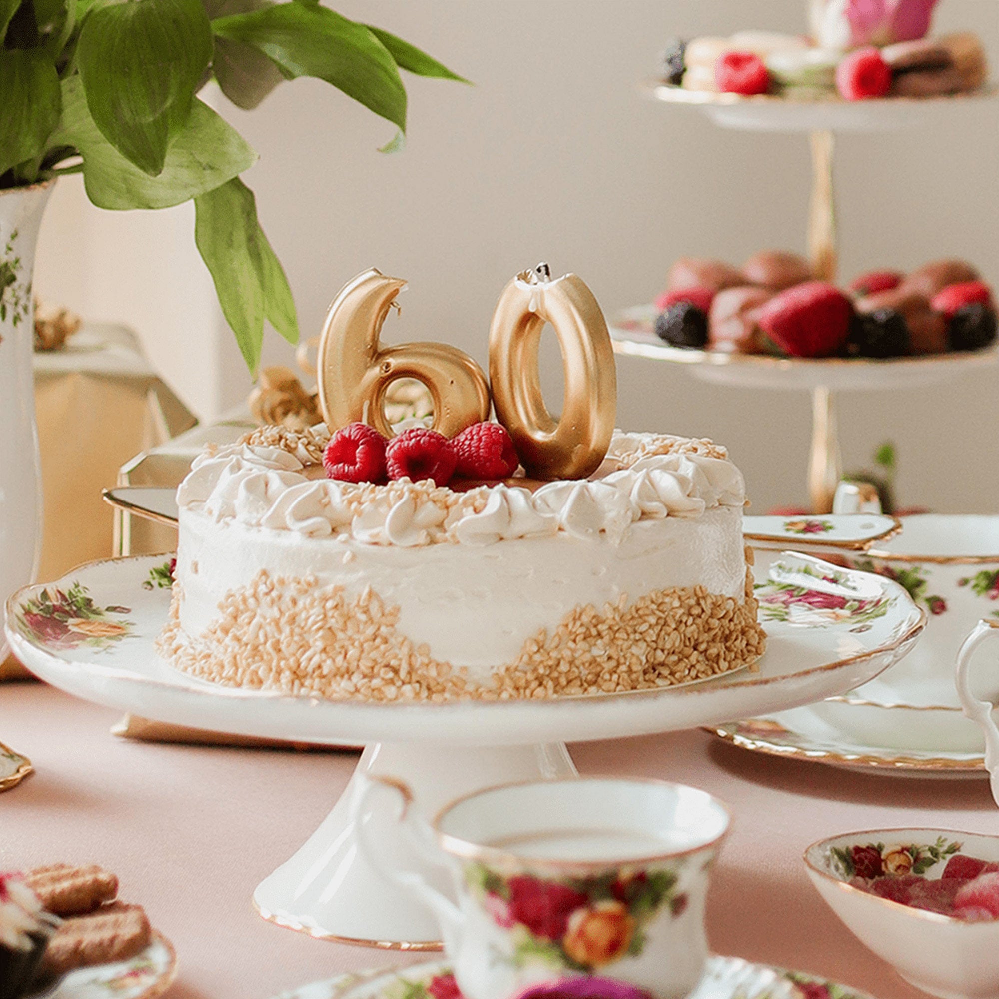 Old Country Roses Cake Stand
