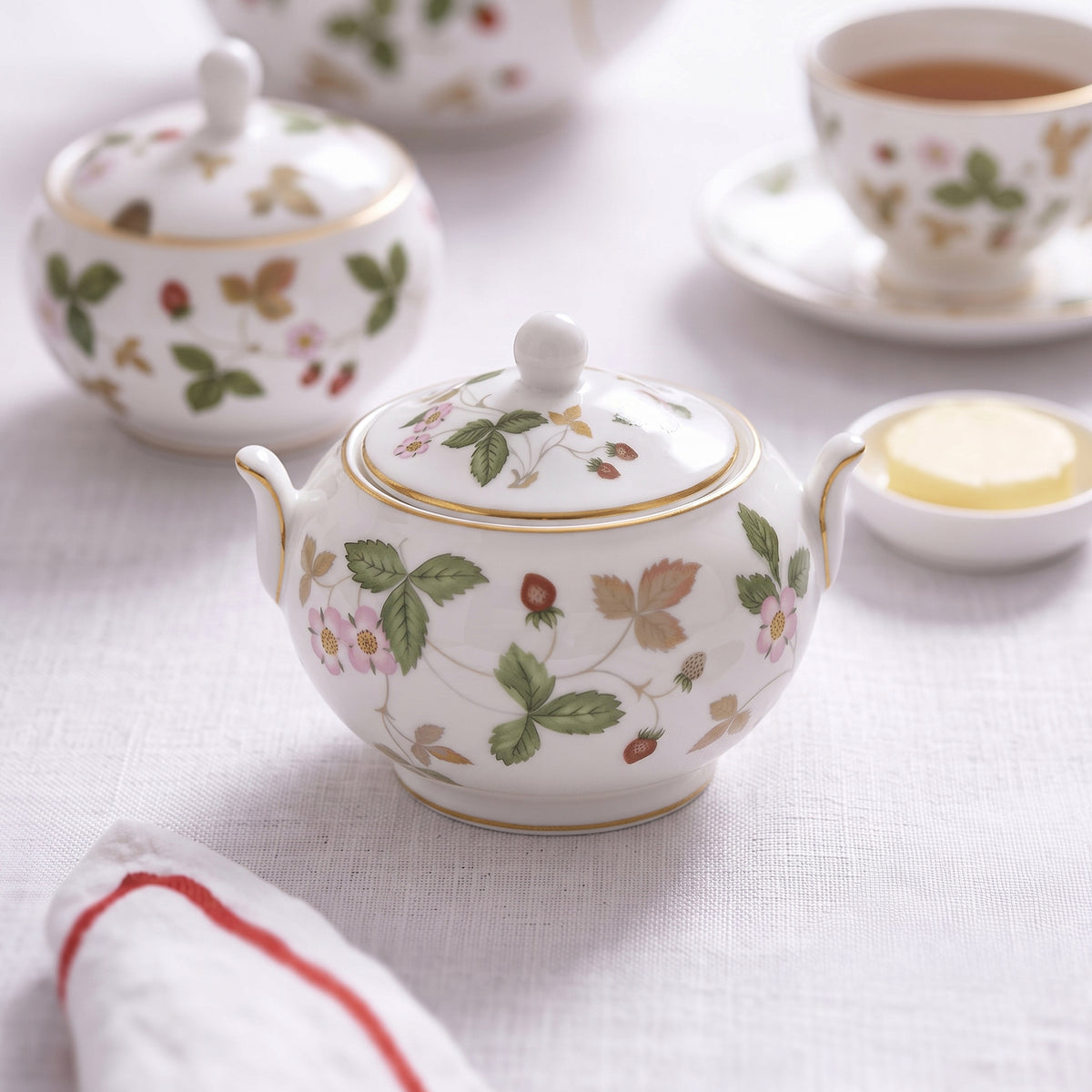 Wild Strawberry Covered Sugar Pot