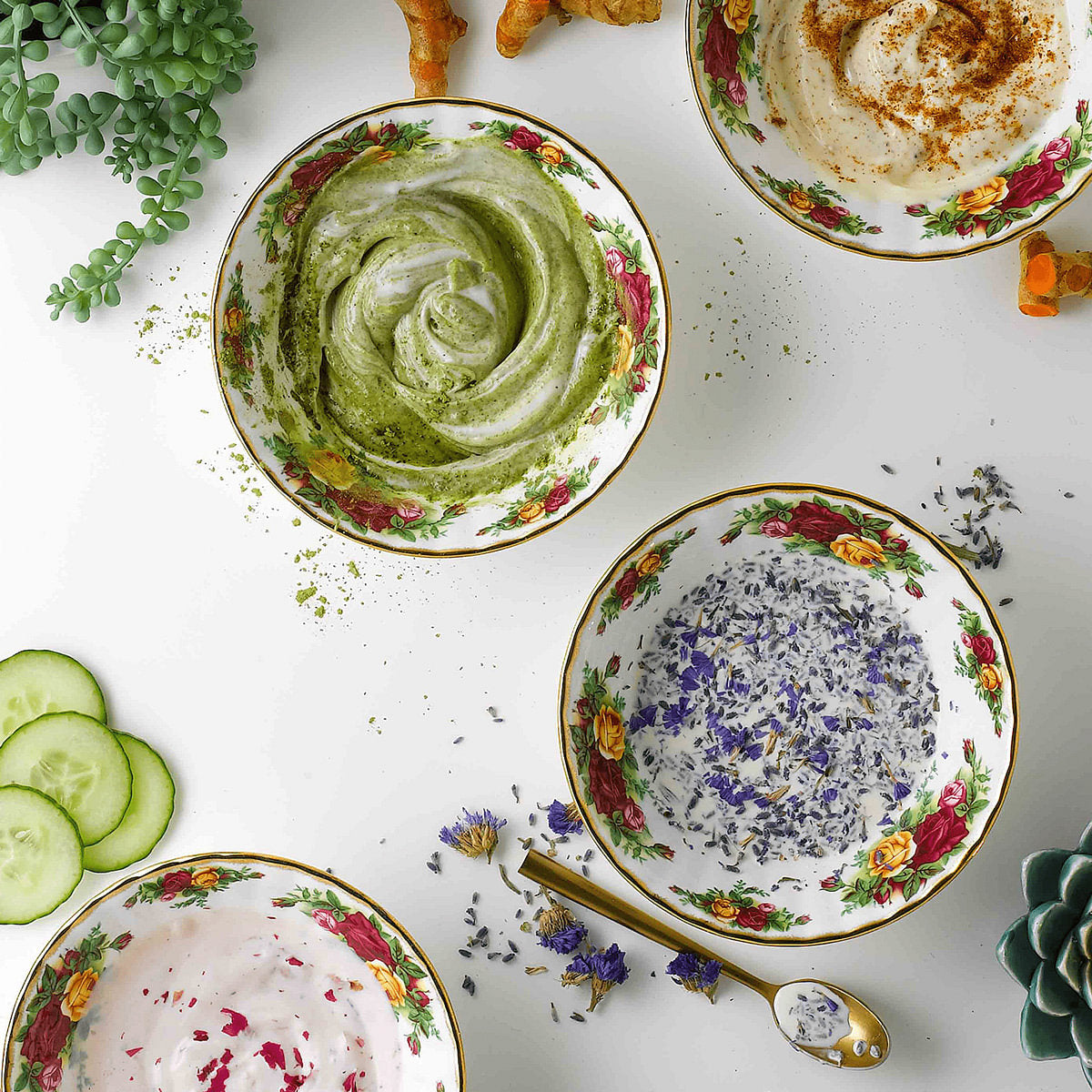 Old Country Roses Open Vegetable Dish