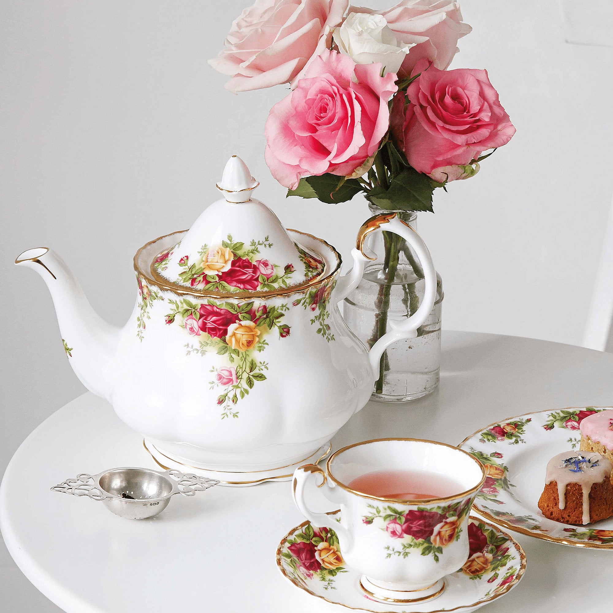 Old Country Roses Teapot