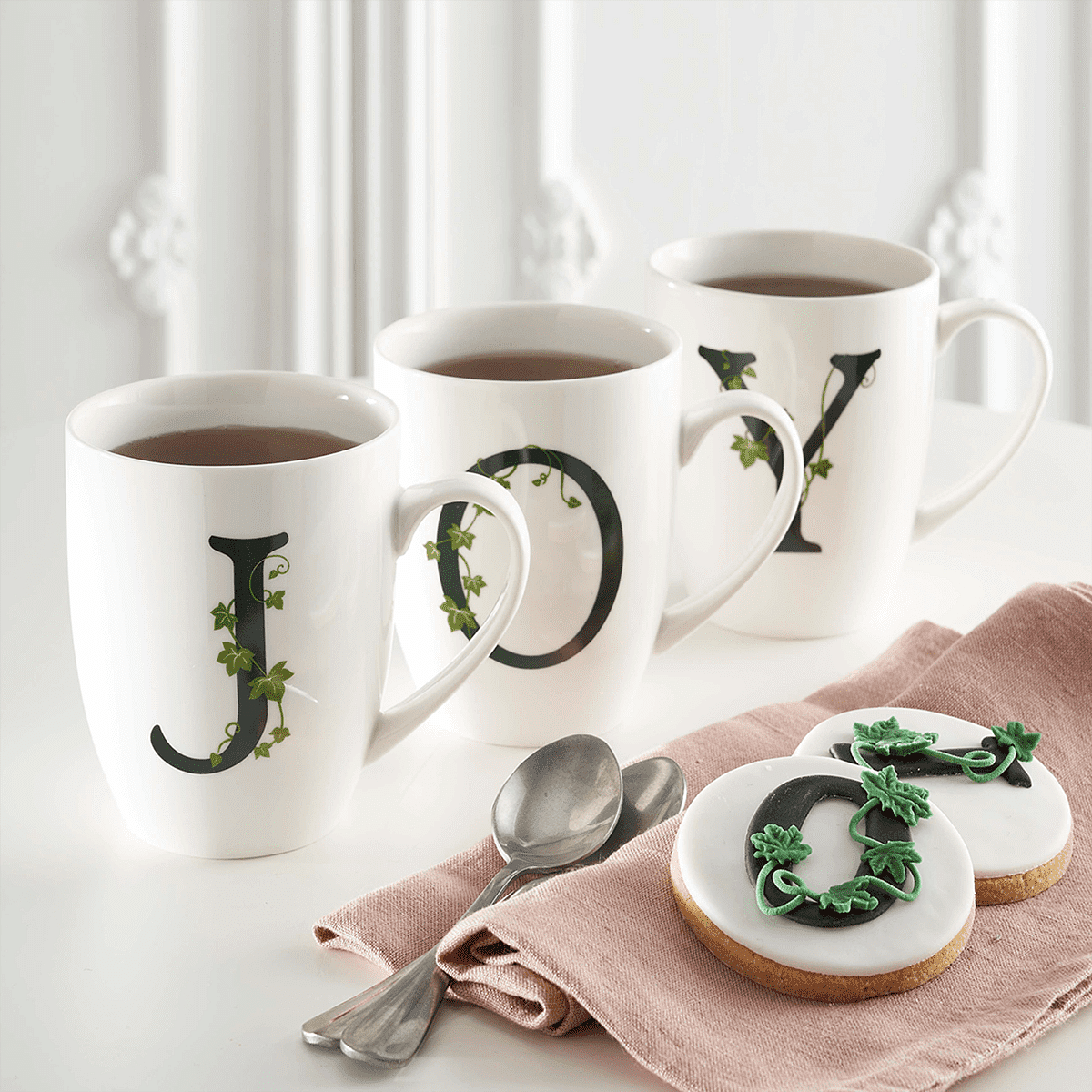 Atupertu Mug Letter 'A'