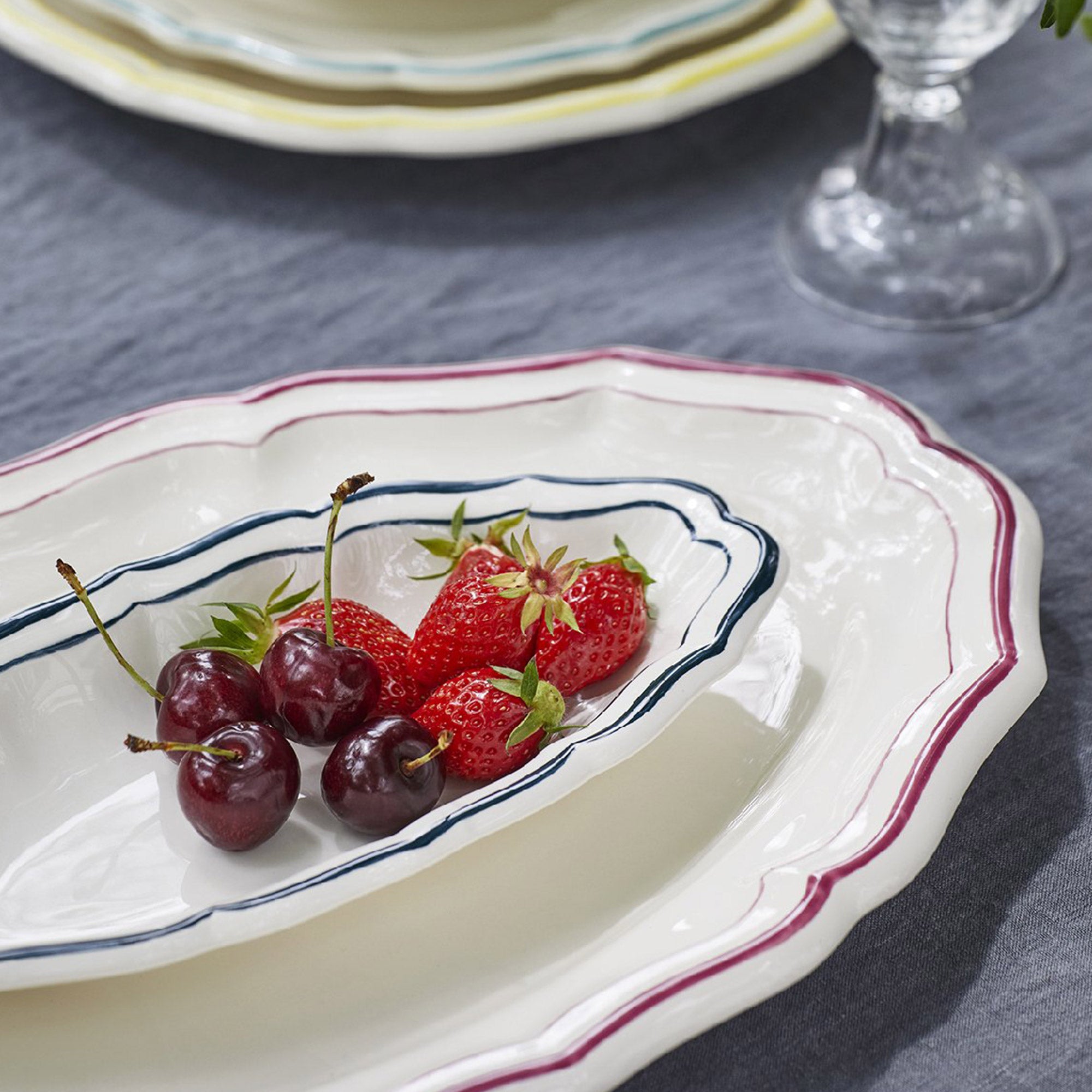 Les Filet Oval Platter