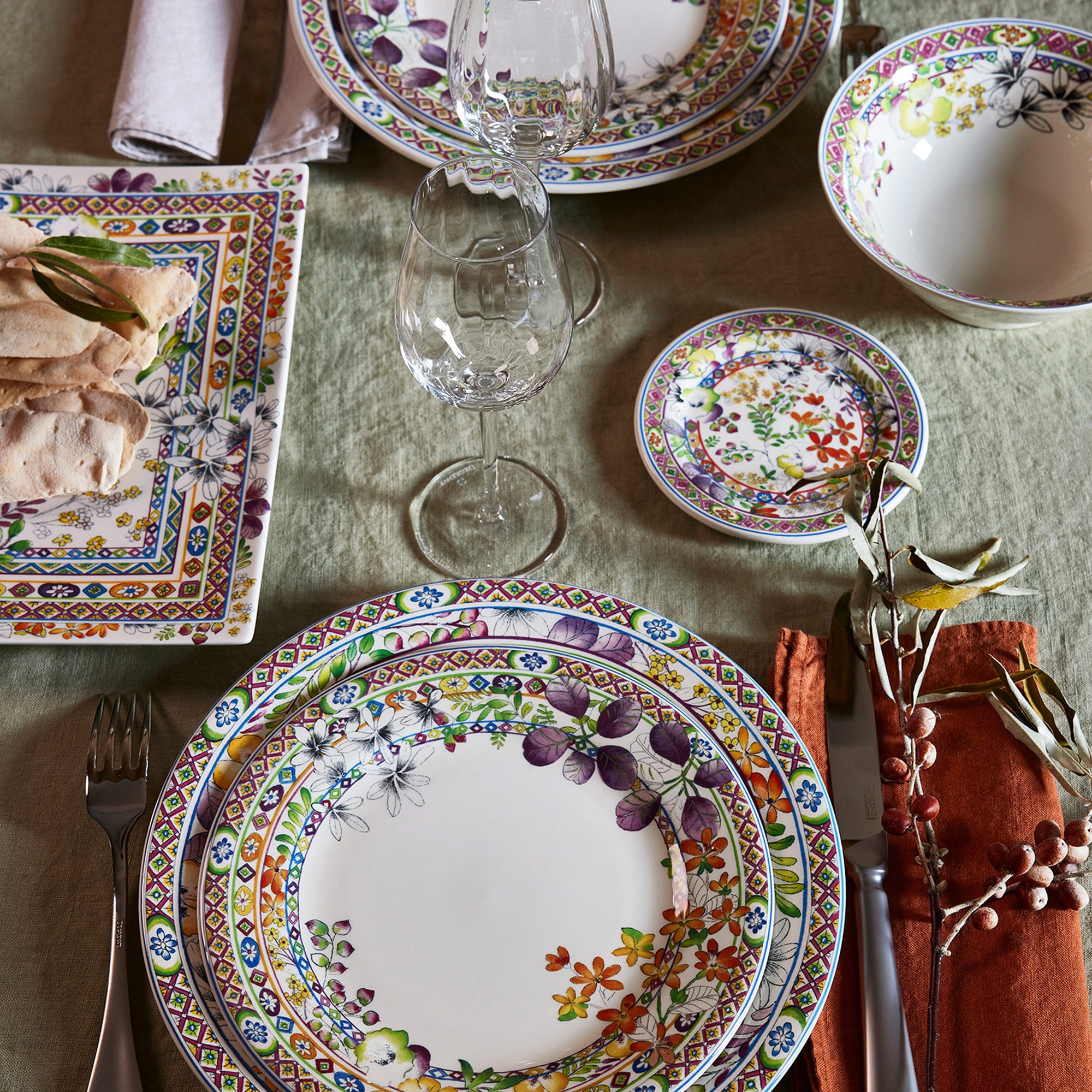 Bagatelle Dinner Plate