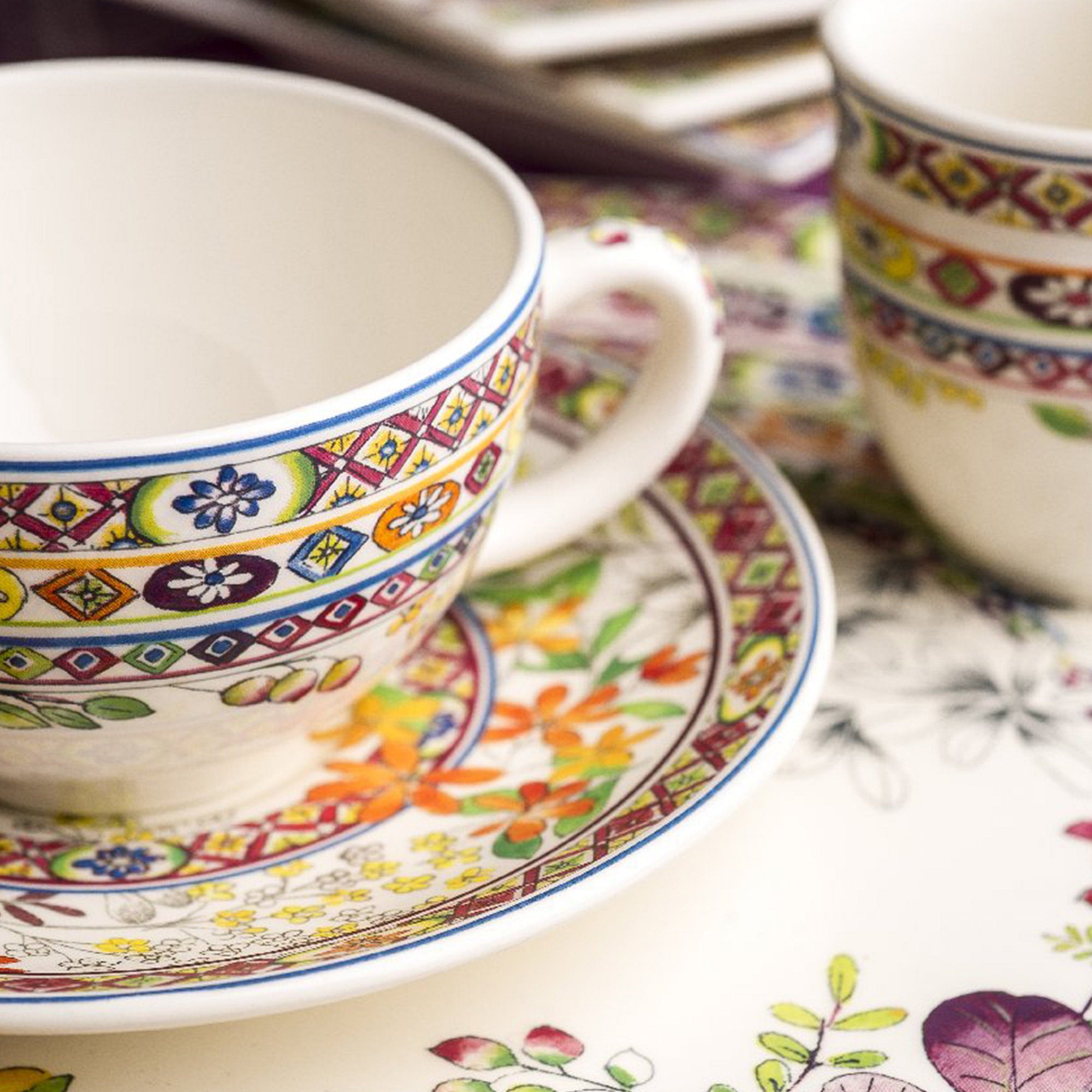 Bagatelle Breakfast Cup & Saucer
