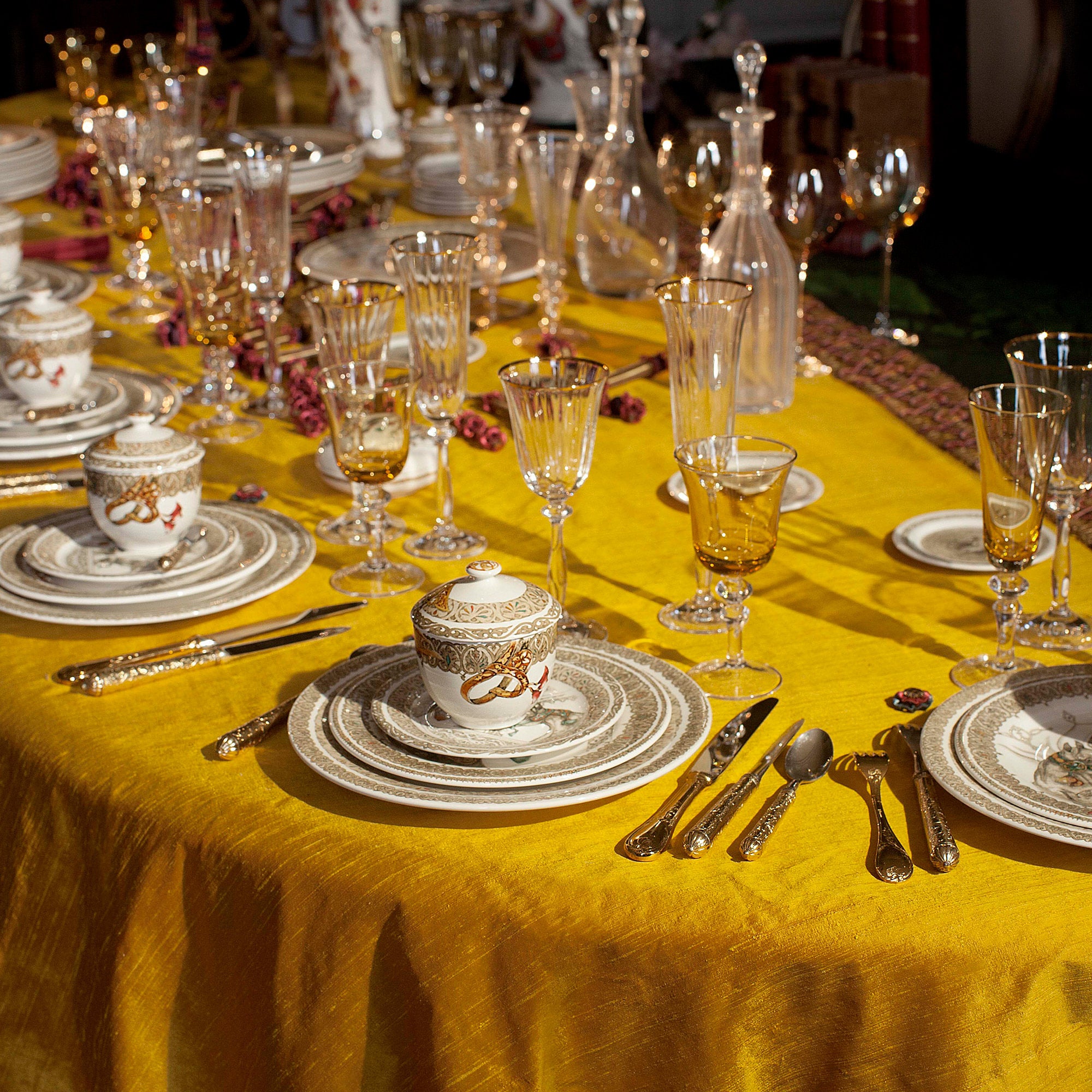 Chevaux Du Vent Side By Side Dessert Plate