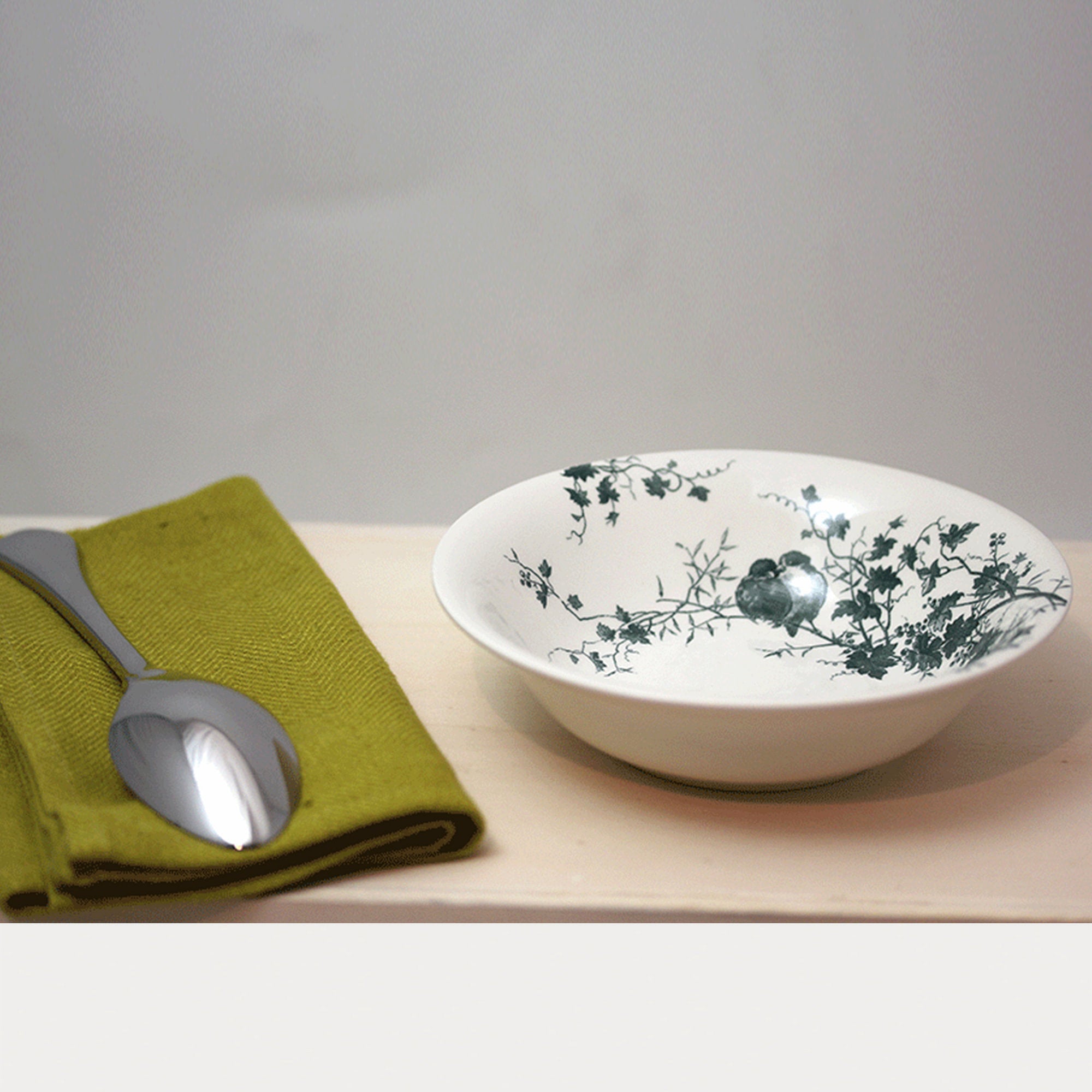Les Oiseaux Cereal Bowl