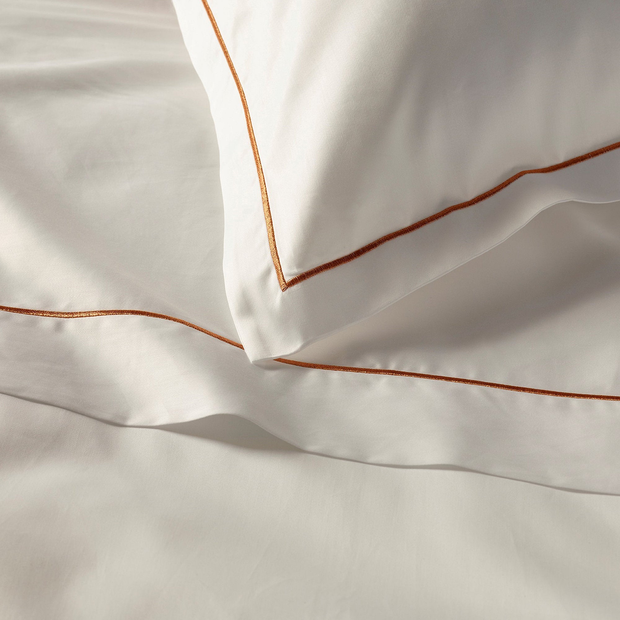 Dalia 100% Egyptian Cotton Sateen King Fitted Sheet