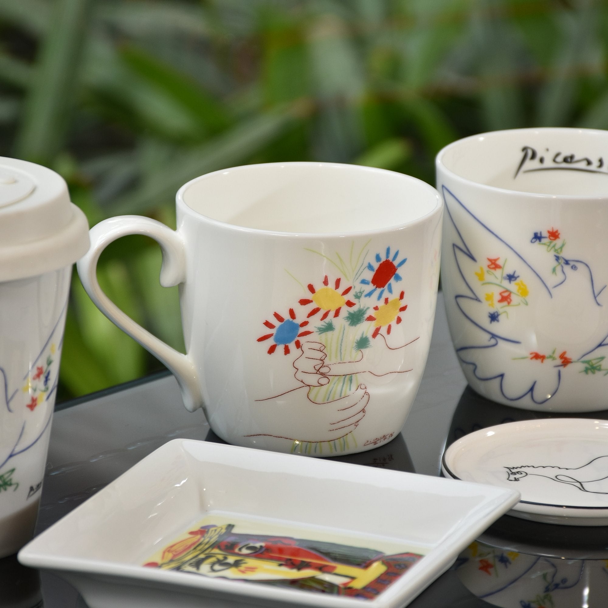 Picasso La Bouquet De l'amitie Mug