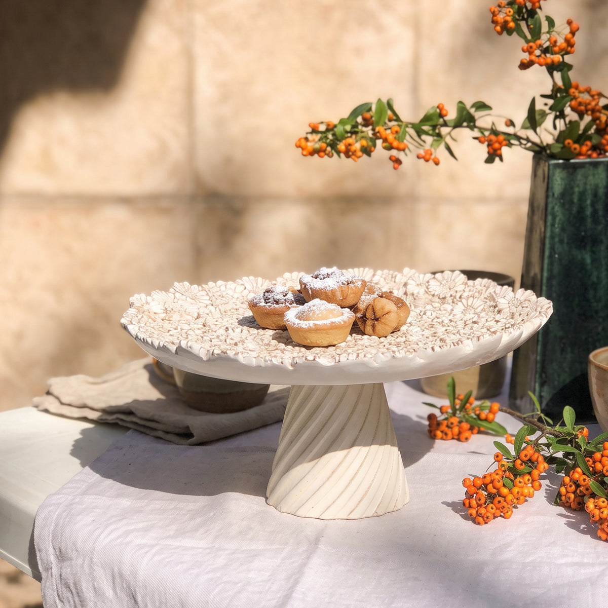 Camira Footed Plate Stand