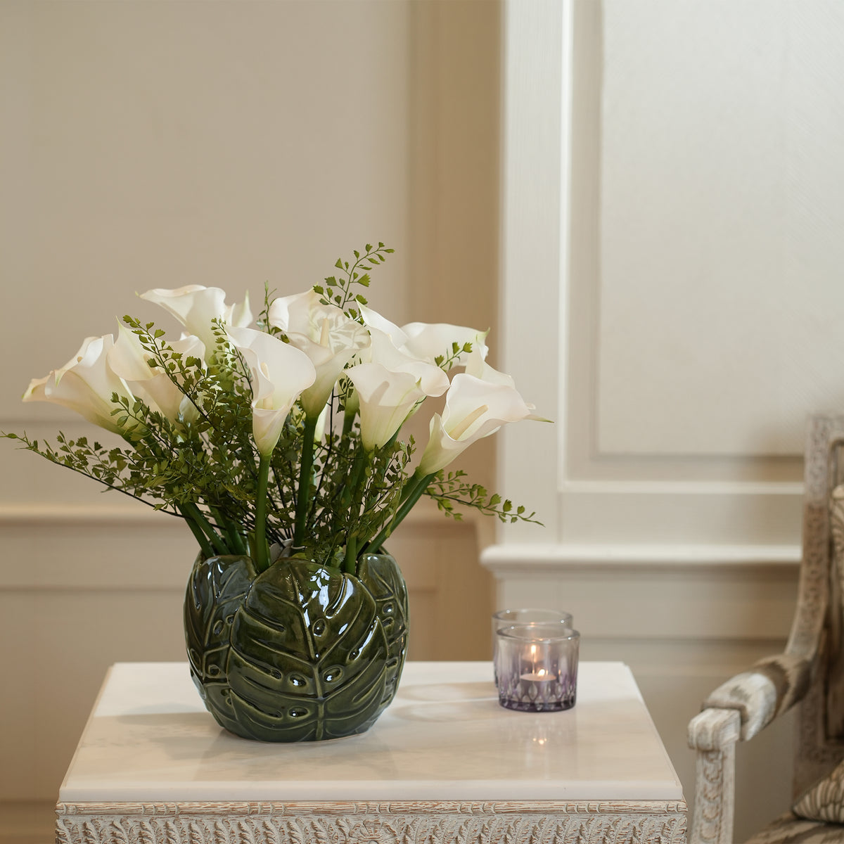 Shroud Vase H19 cm