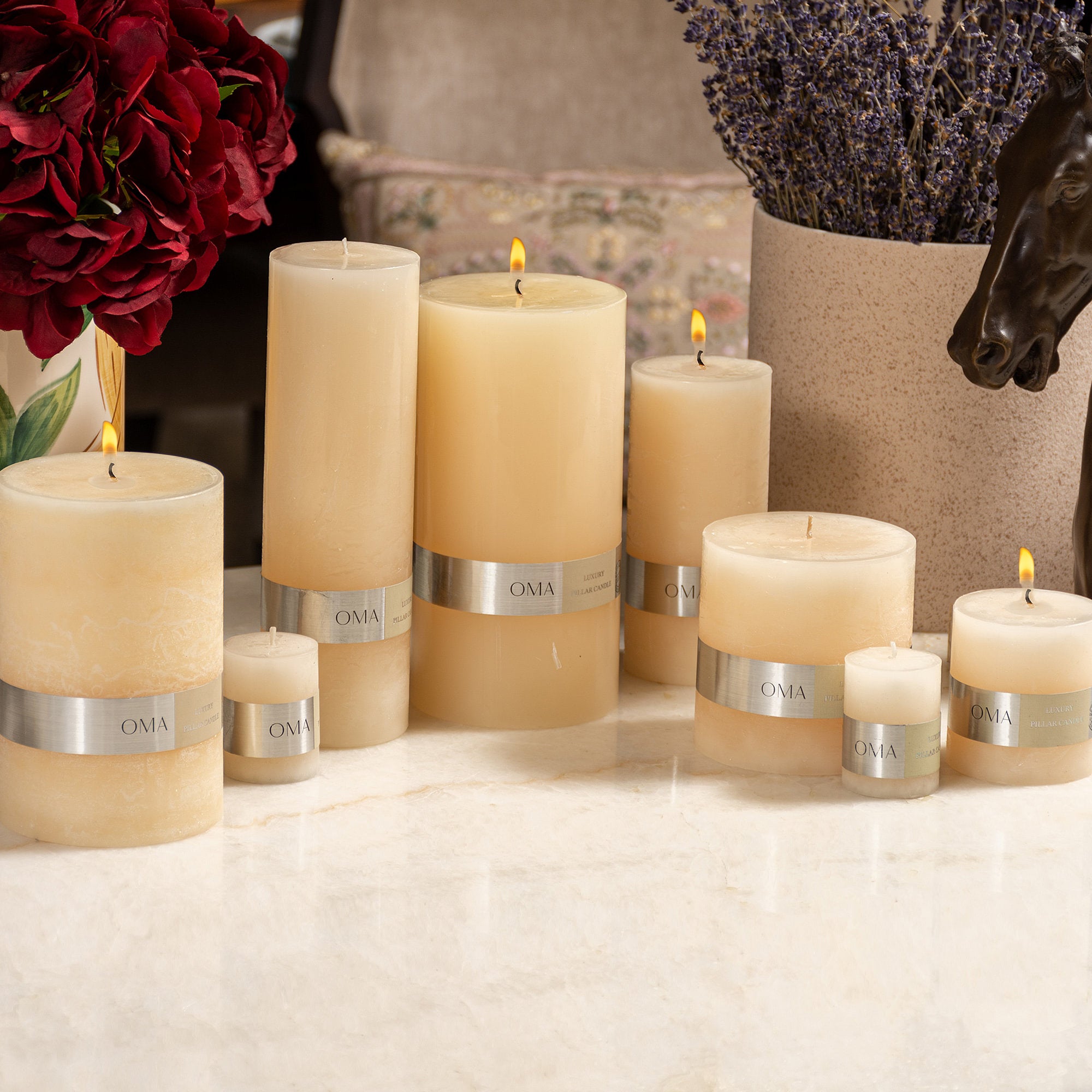 Deliciae Pillar Candle Ivory
