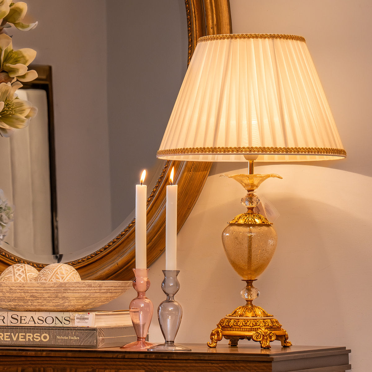 Earl Table Lamp