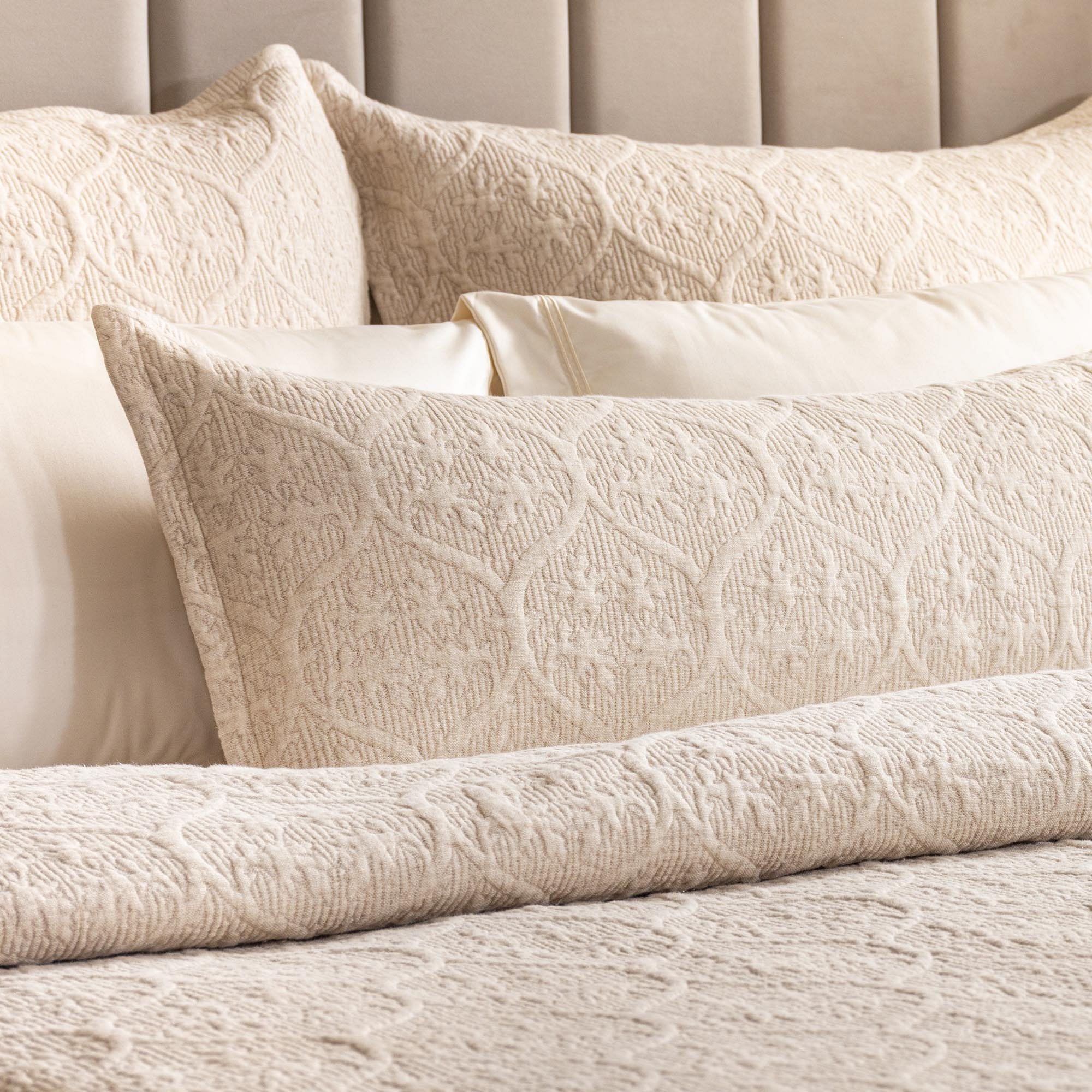 Savona Cotton Linen King Bedspread