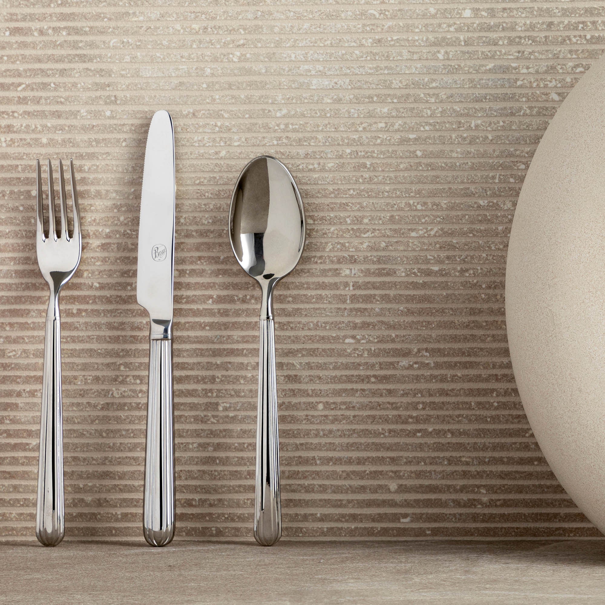 Metropolitan Dinner Spoon