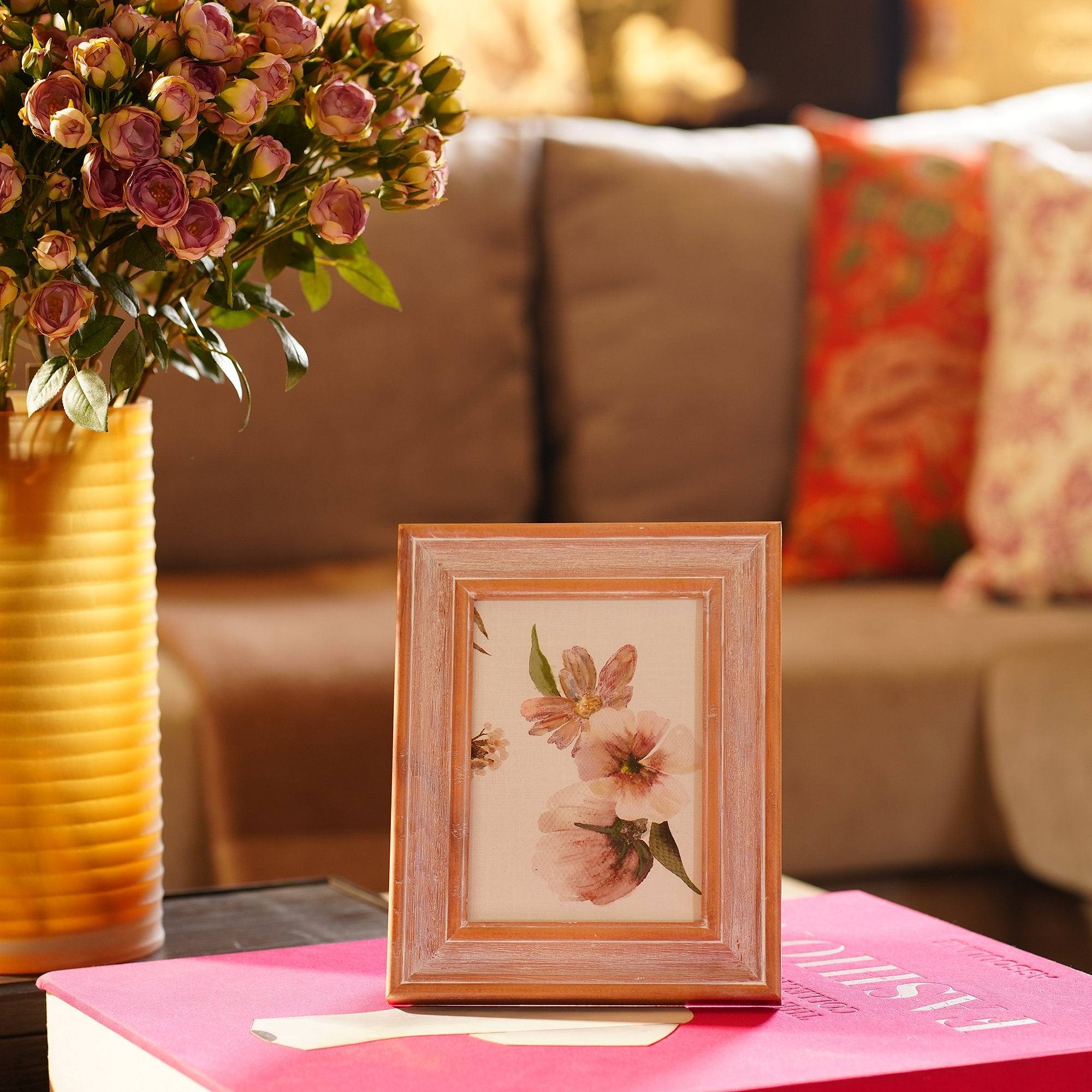 Aurila Picture Frame