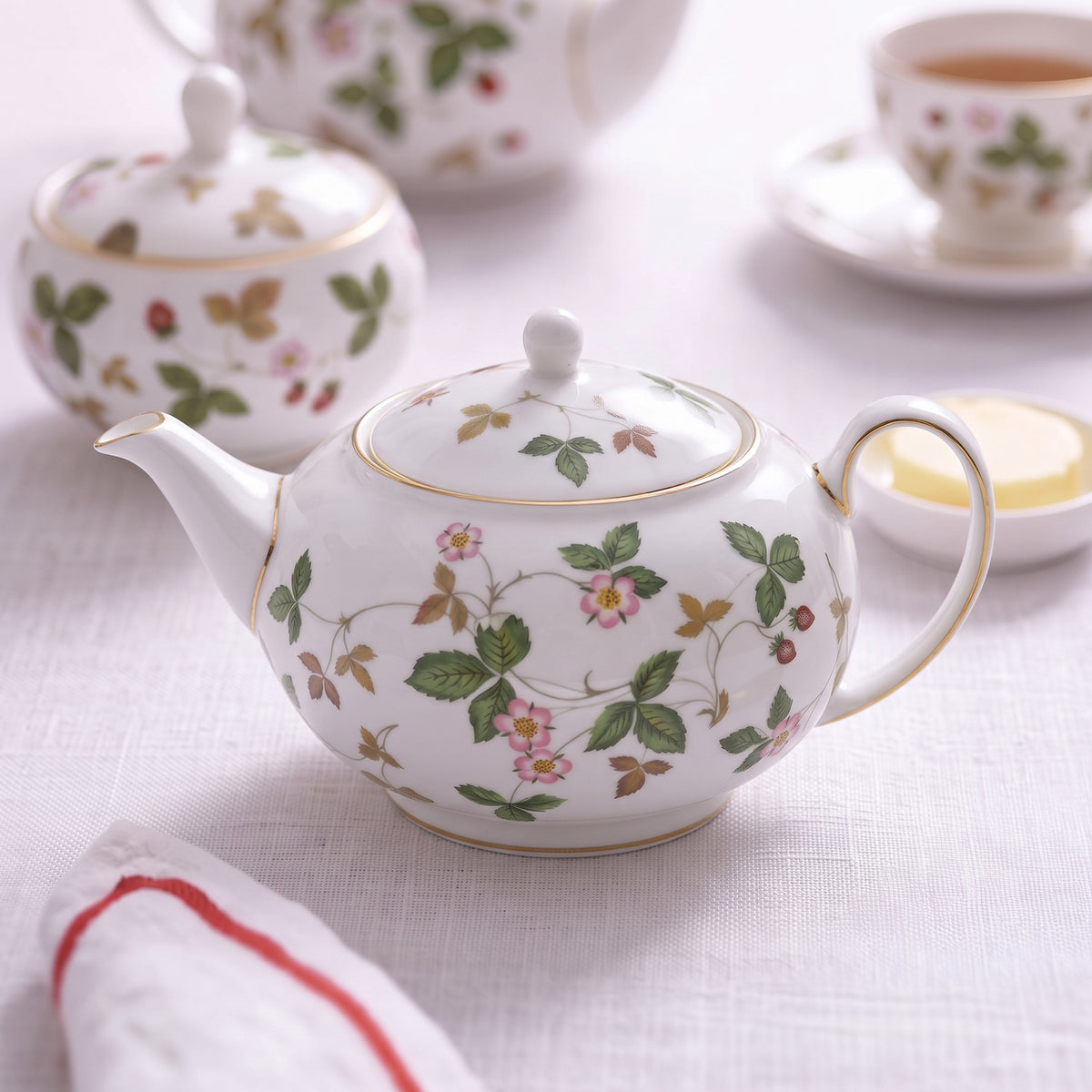Wild Strawberry Teapot