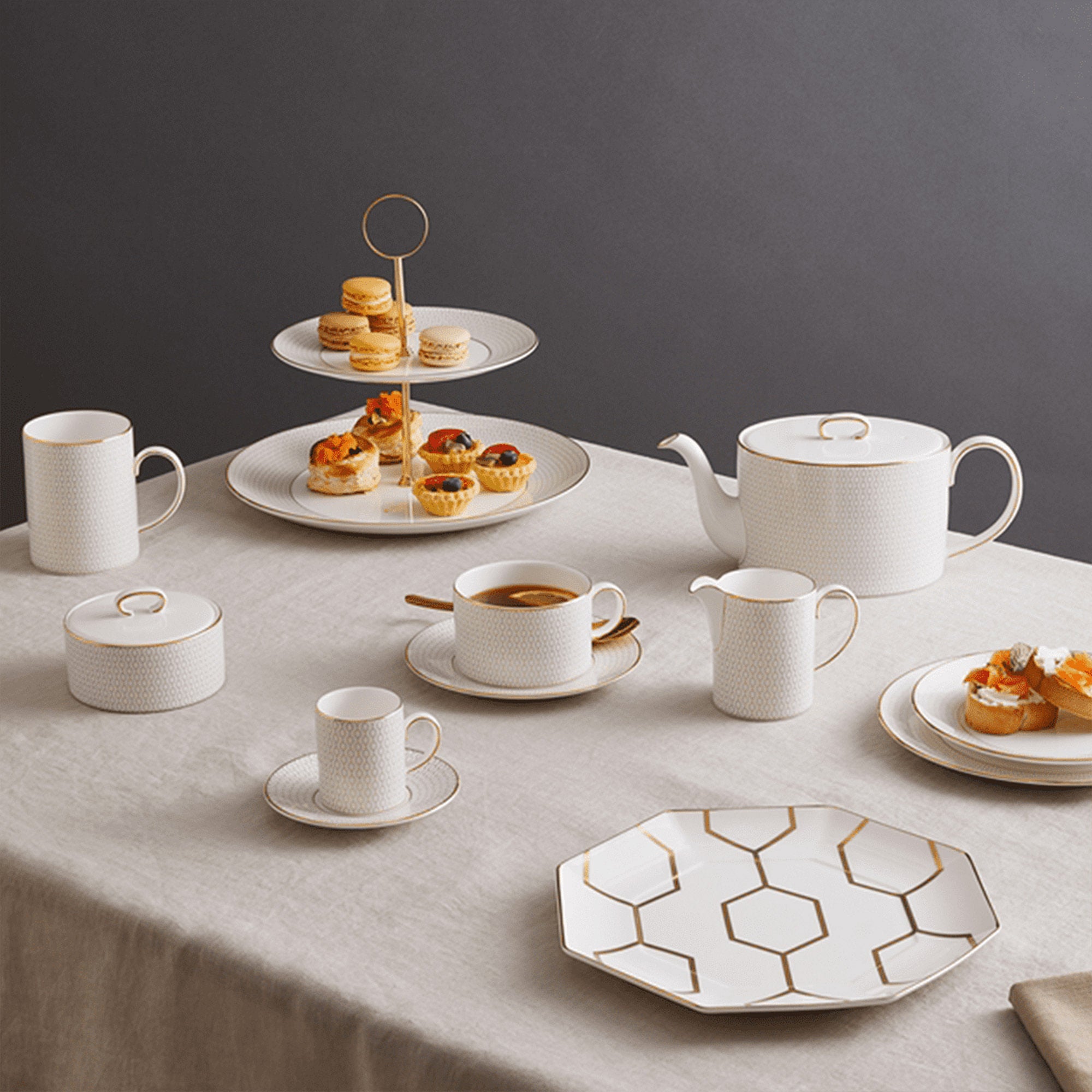 Gio Gold Teacup and Saucer