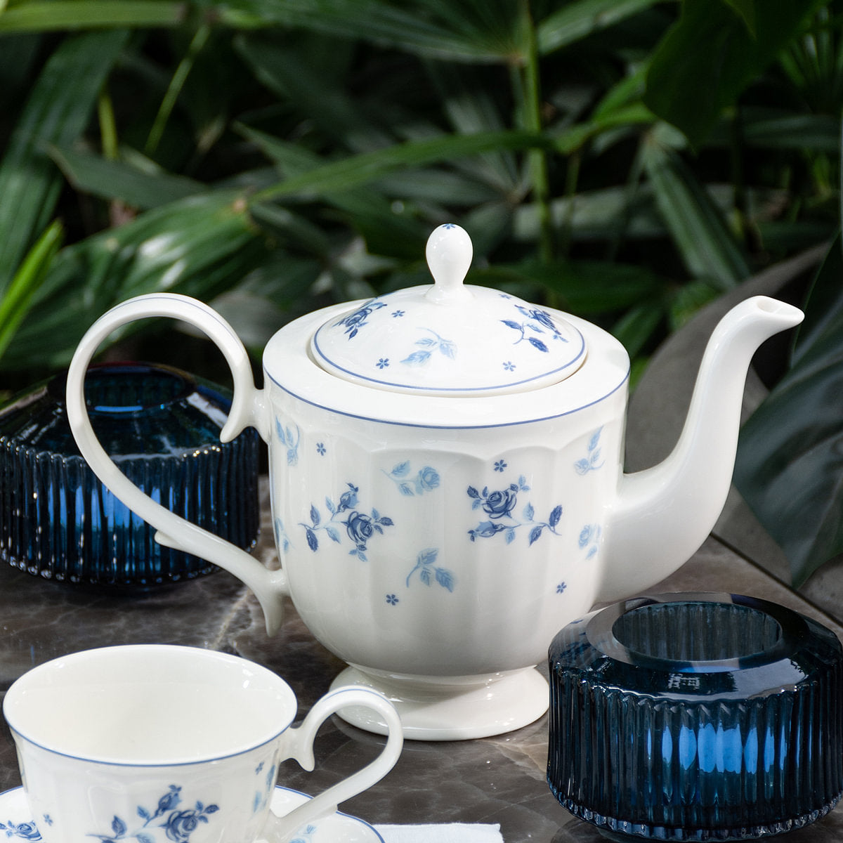 La Noblesse Tea Pot