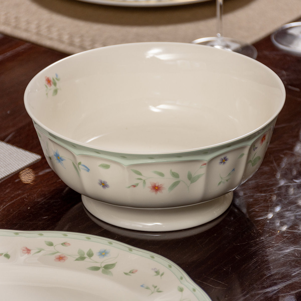La Clarte Serving Bowl