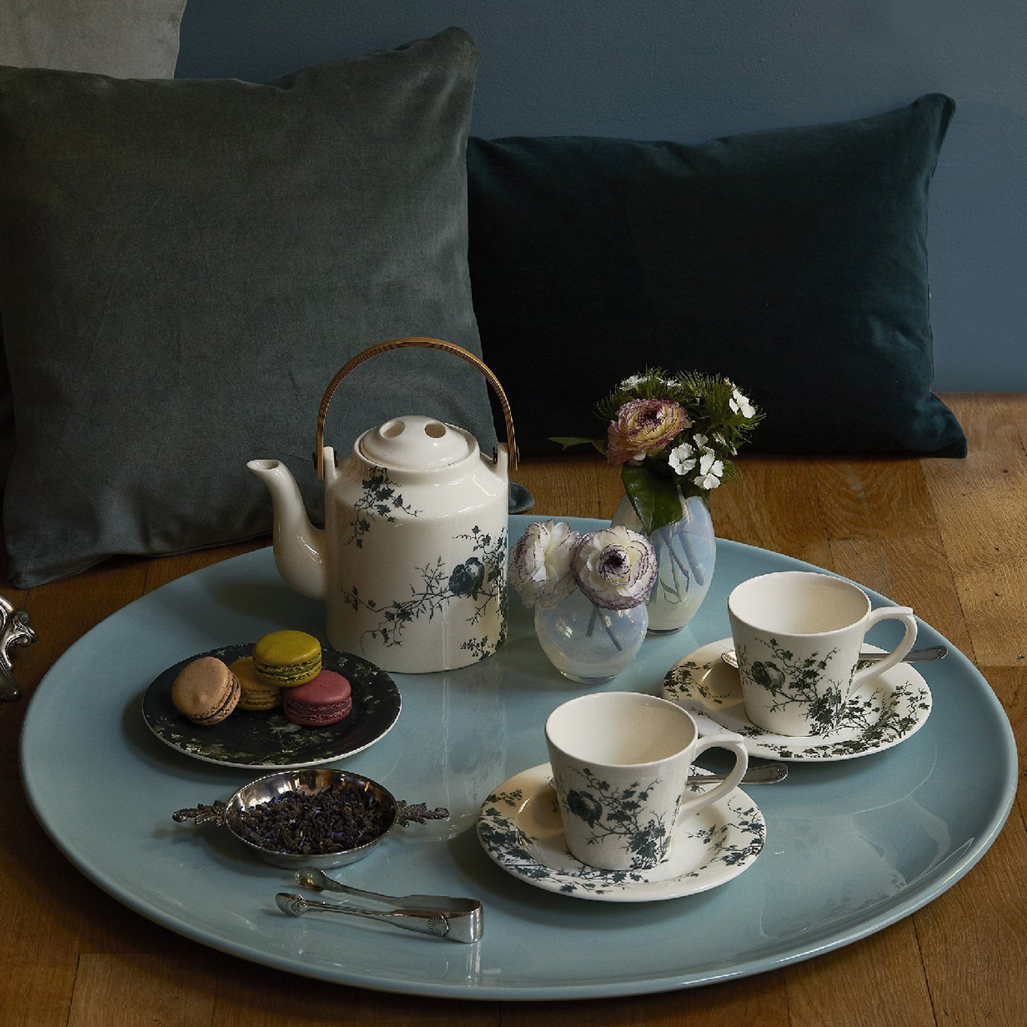 Les Oiseaux Breakfast Cup & Saucer