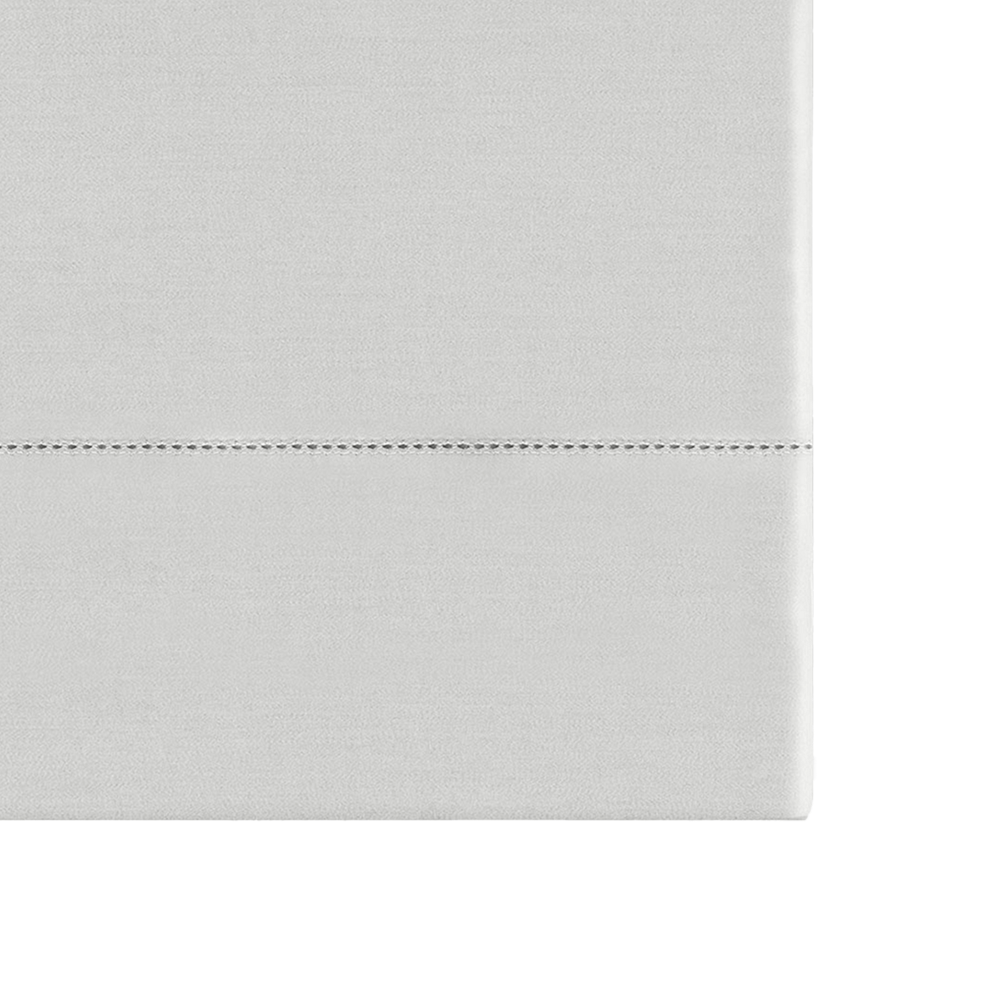 RI008793_1