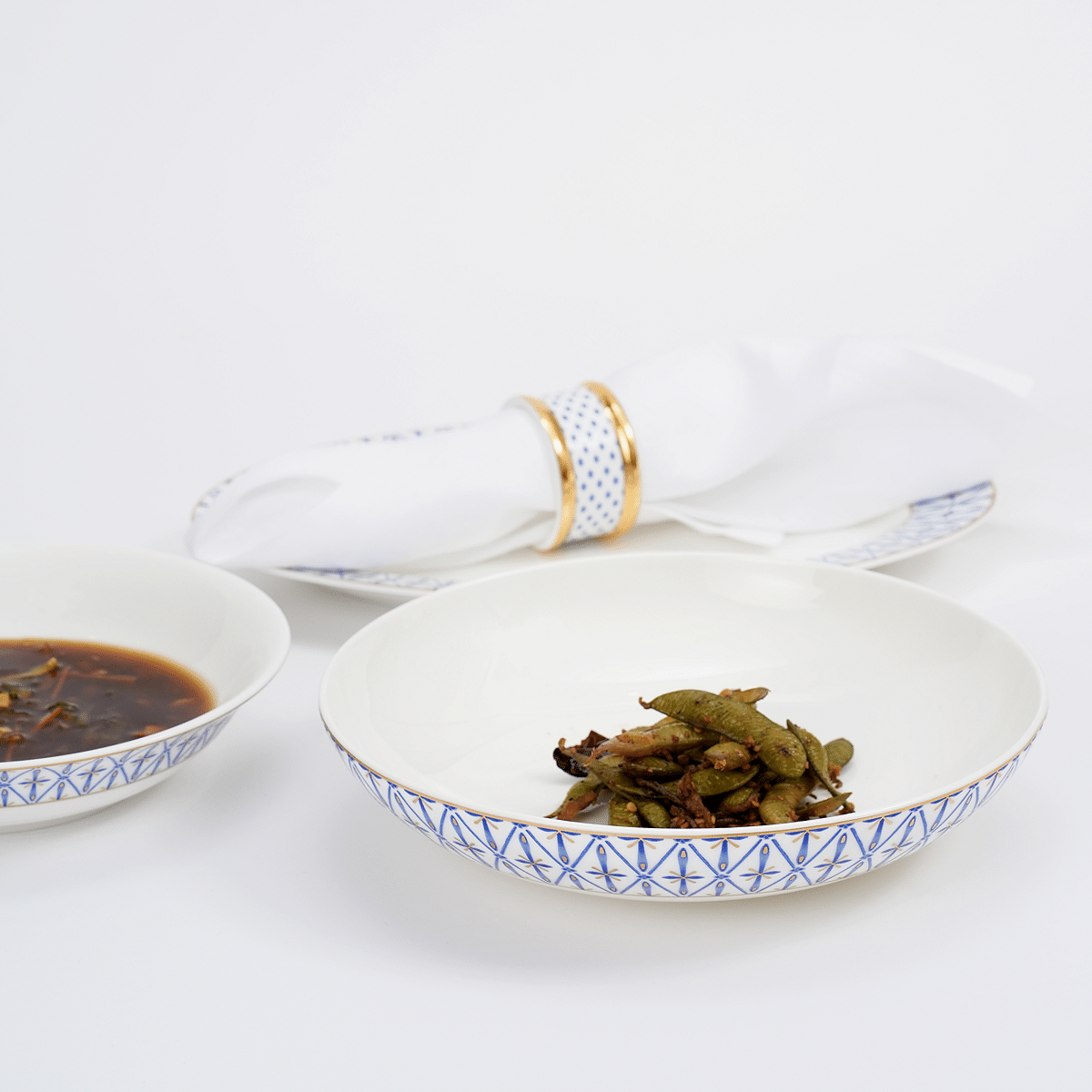 Imperial serving bowl 26.8cm
