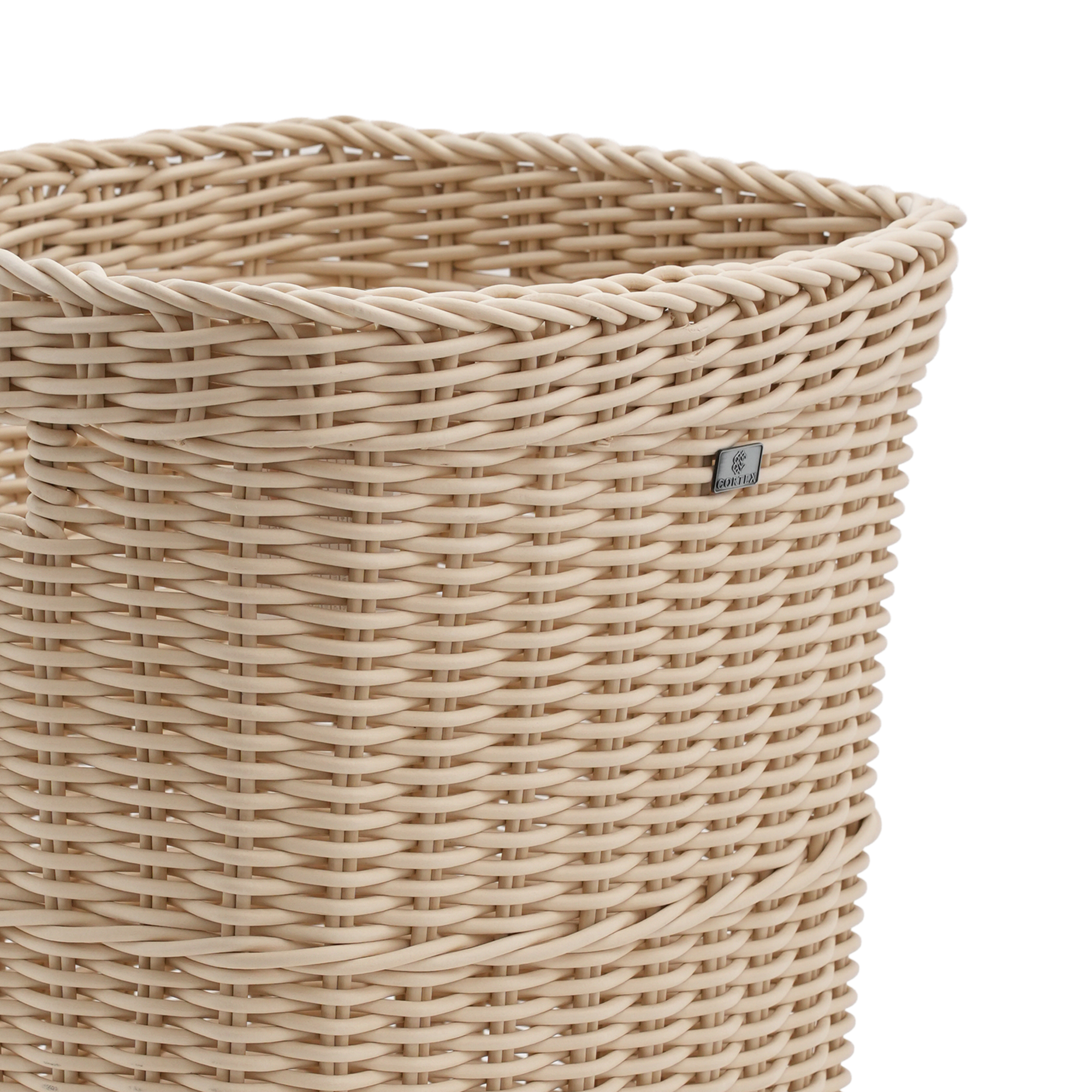 Blocca Basket with cut-out handle