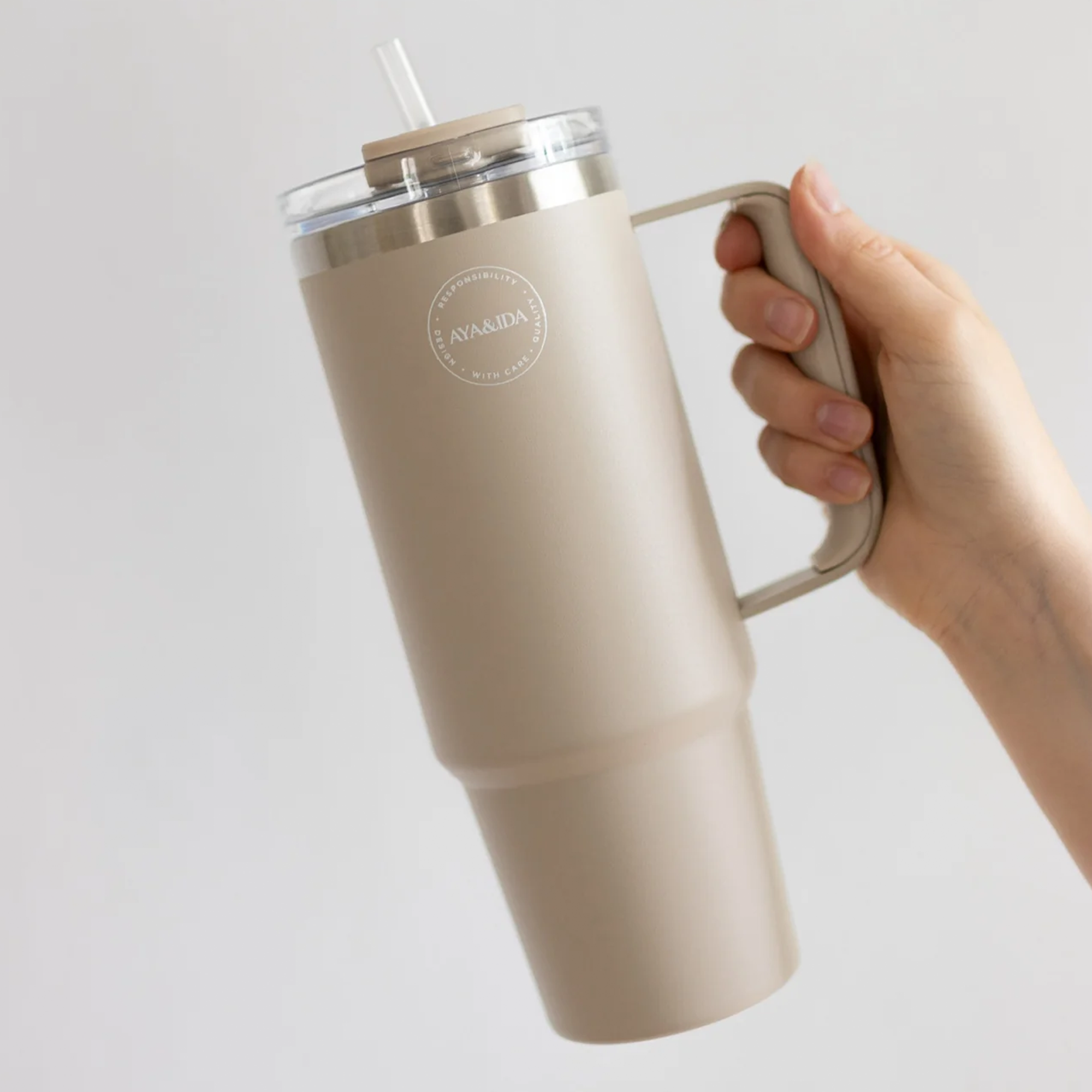 Thermo Cup with Straw