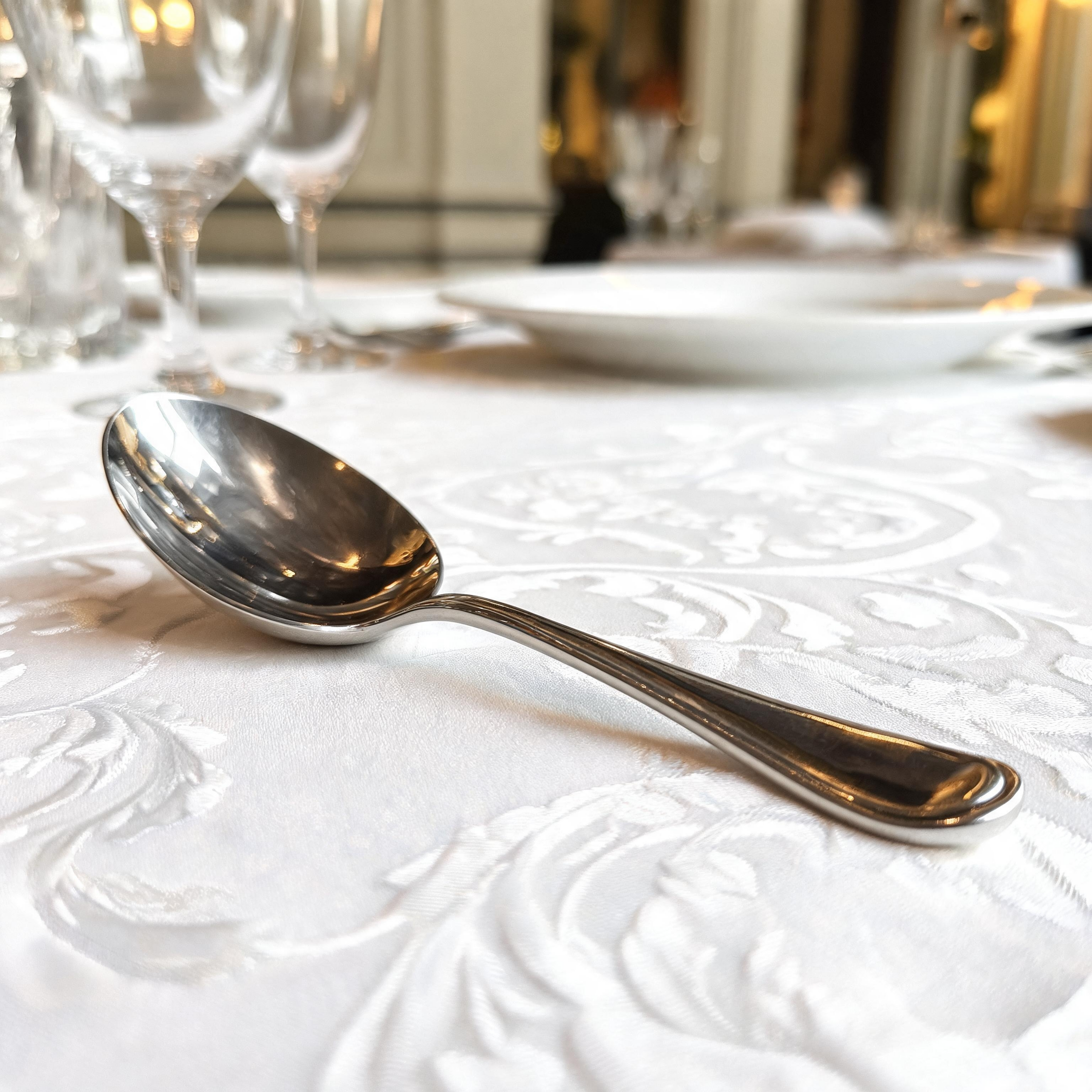 N/900 Dinner Spoon