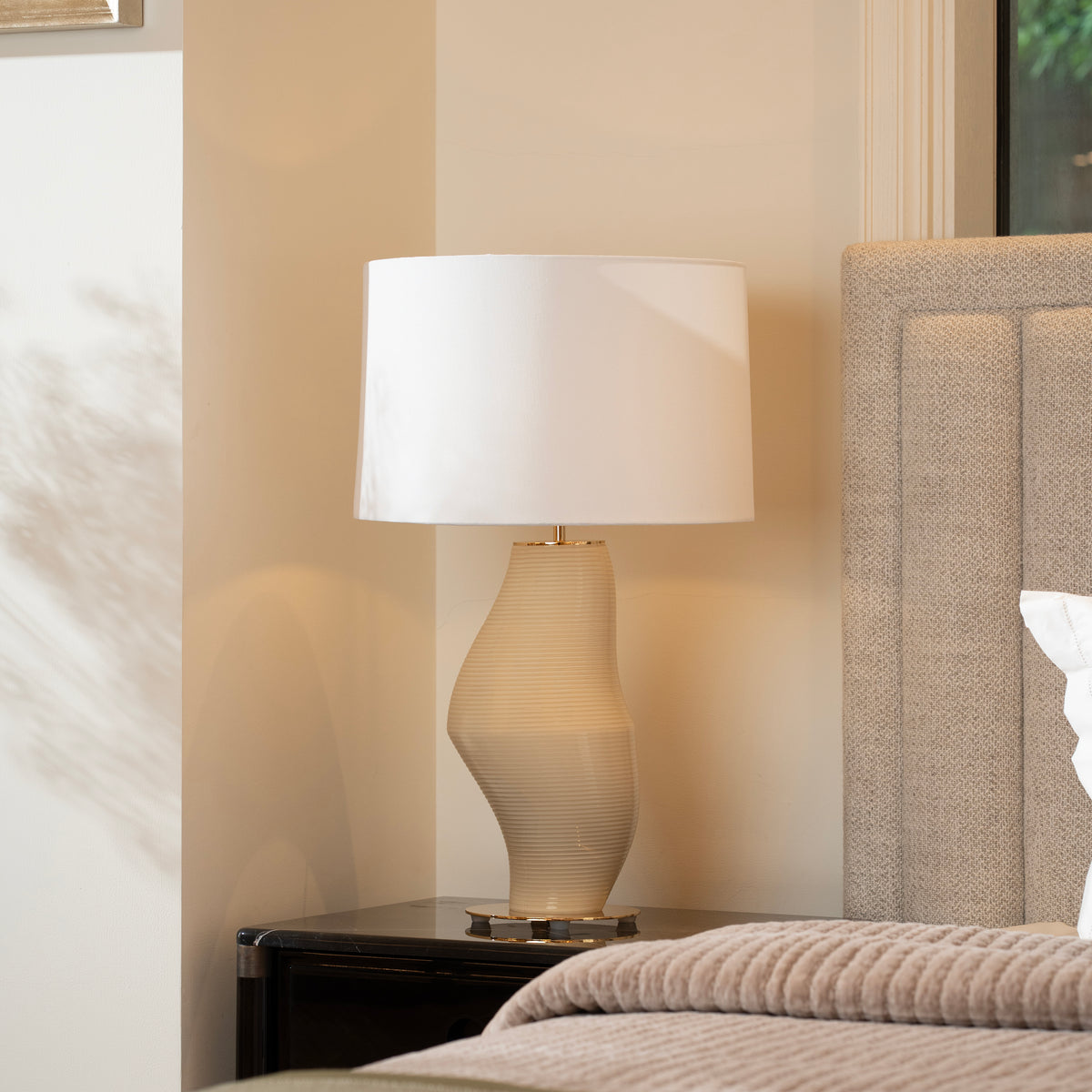 Luet Table Lamp