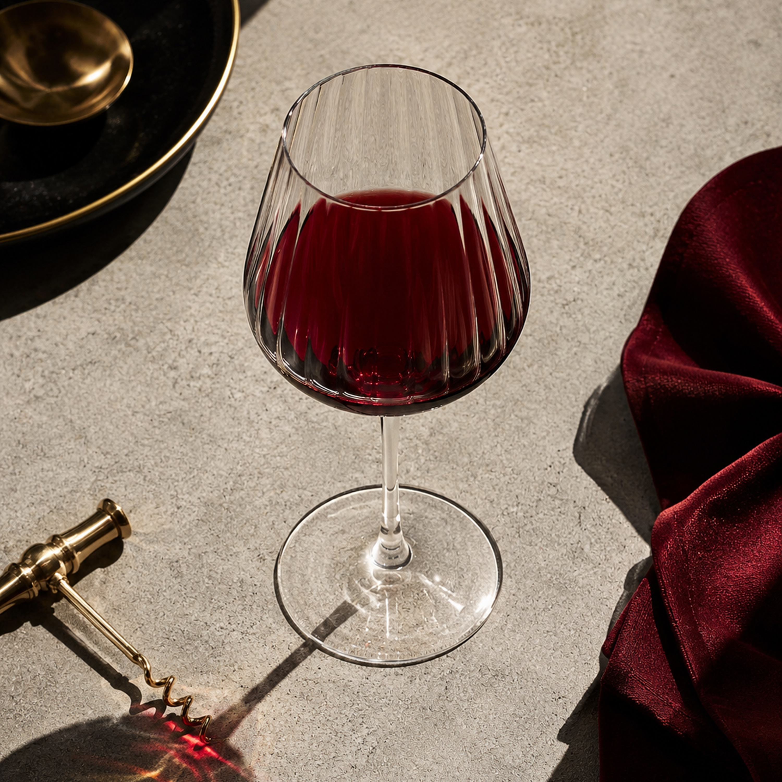 Optiq Red Wine Glass