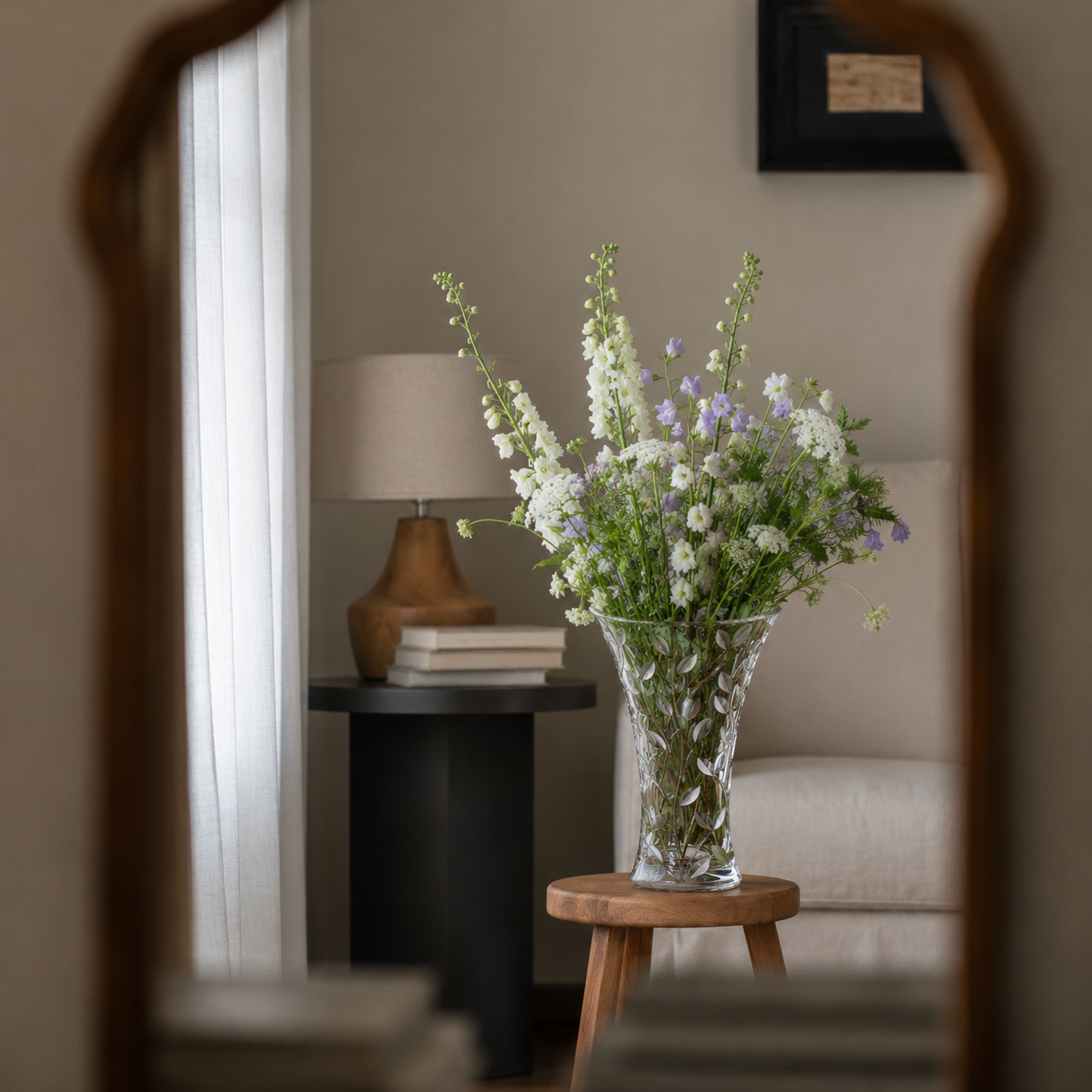 Laurus Vase