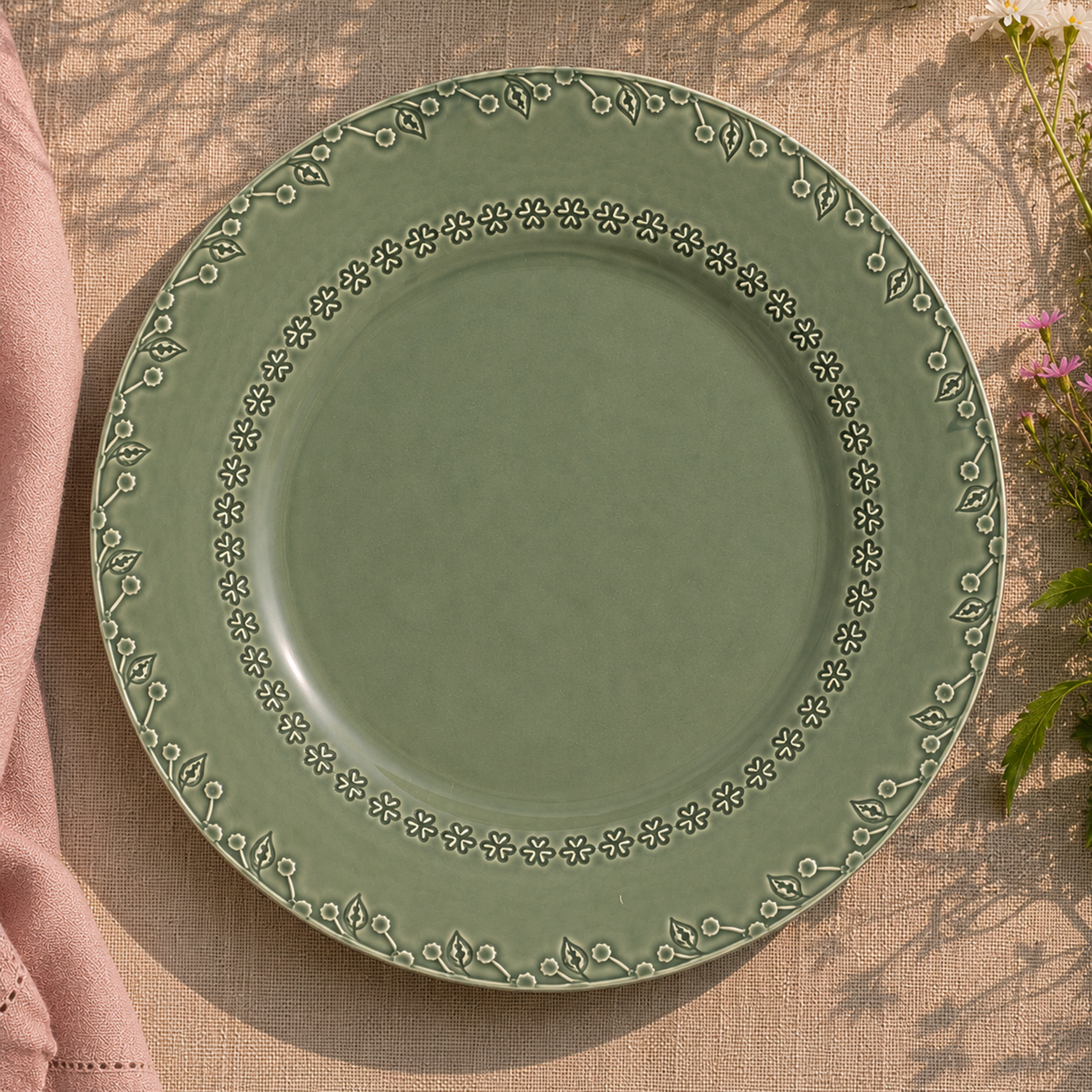 Flora Dinner Plate Grey