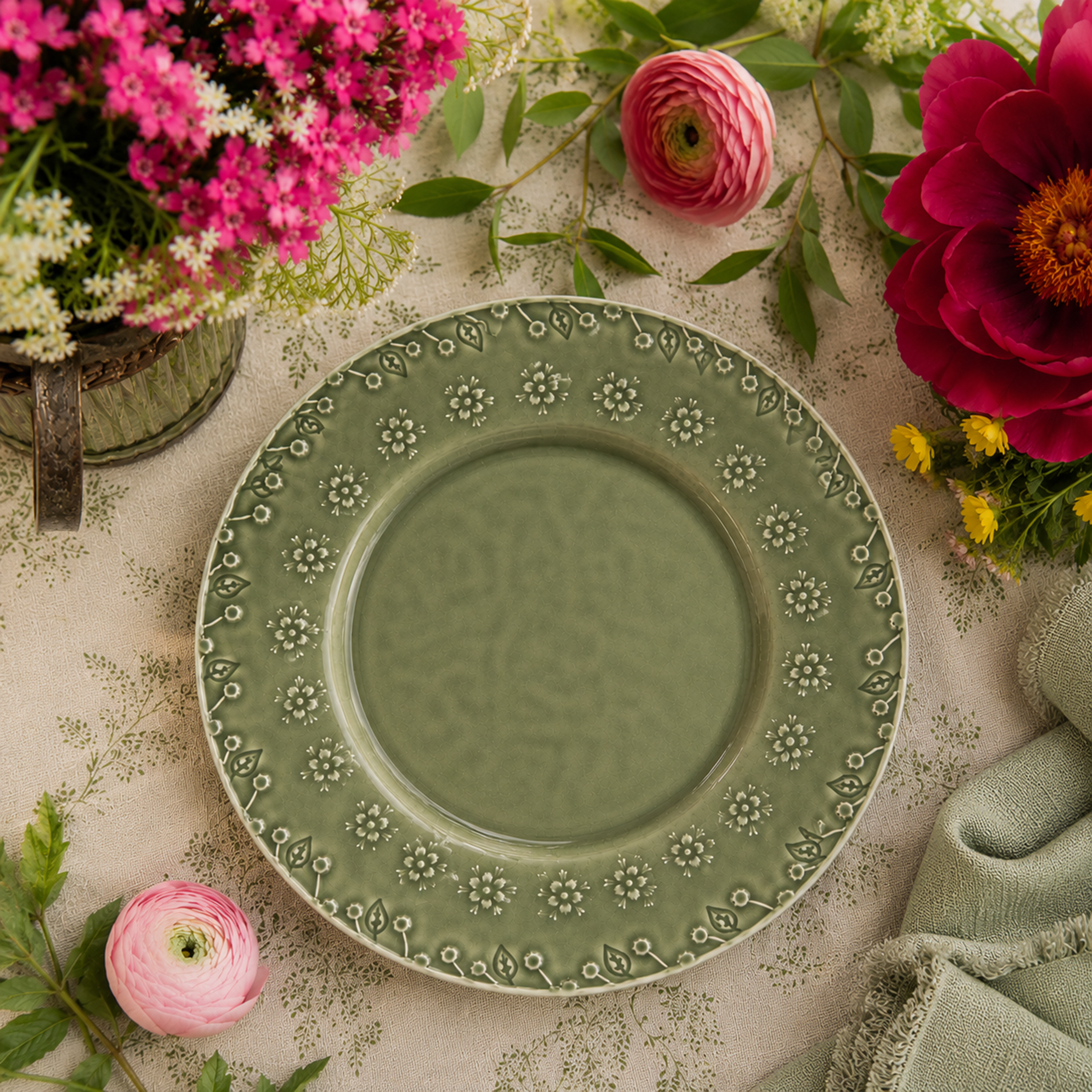 Flora Dessert Plate Grey