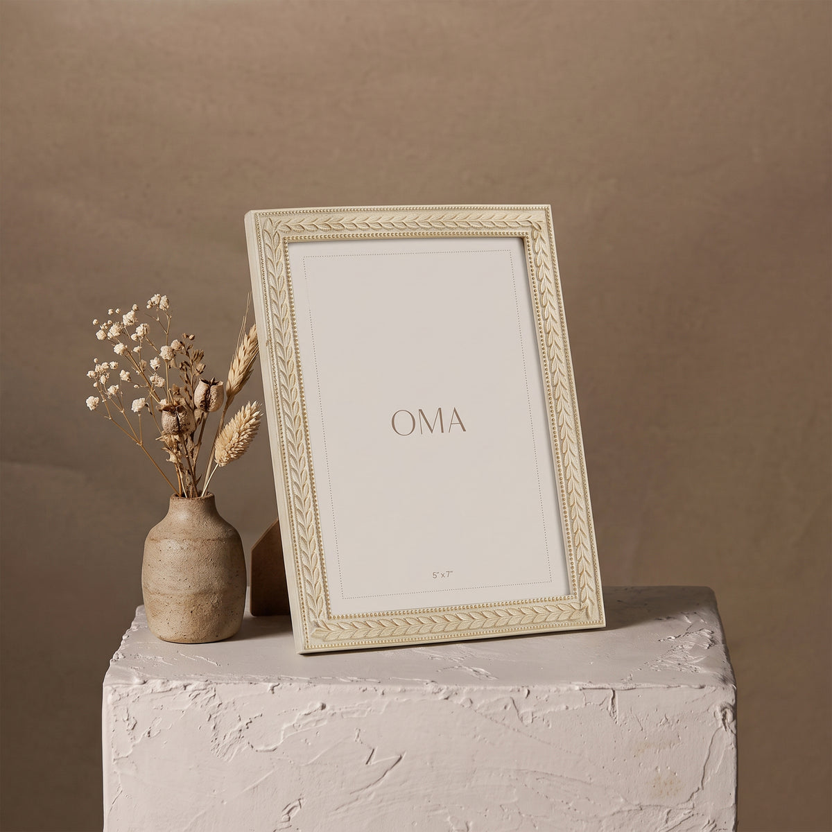 Chateau Picture Frame