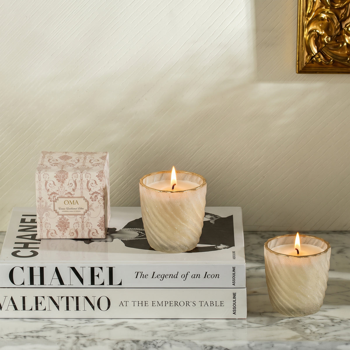 Crown Sol Tobac Candle White S/2