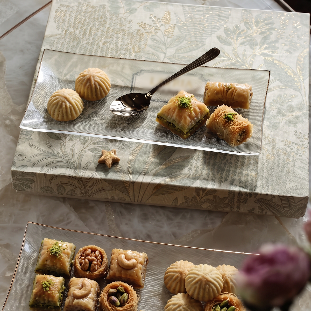Ouro Platter S/2