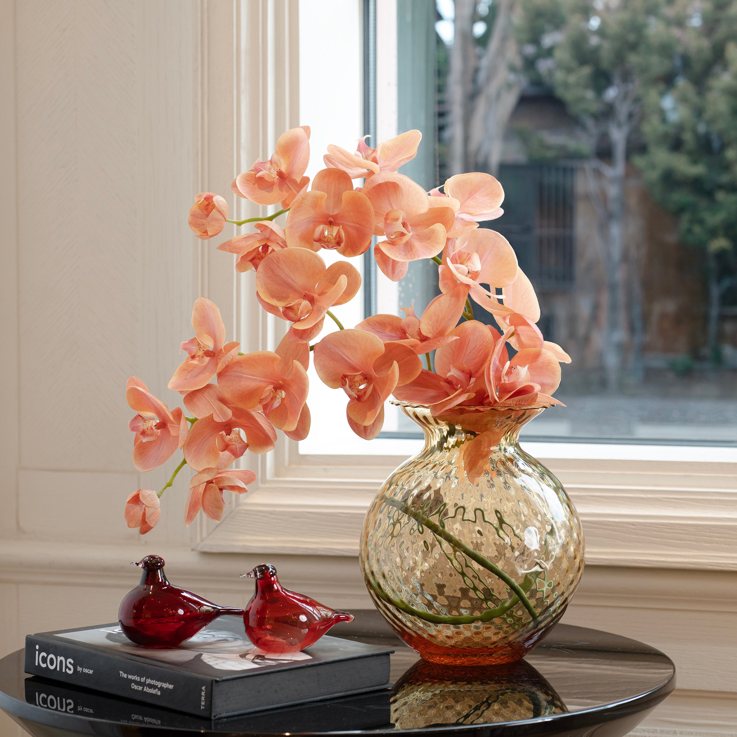 Contour Bulbous Vase