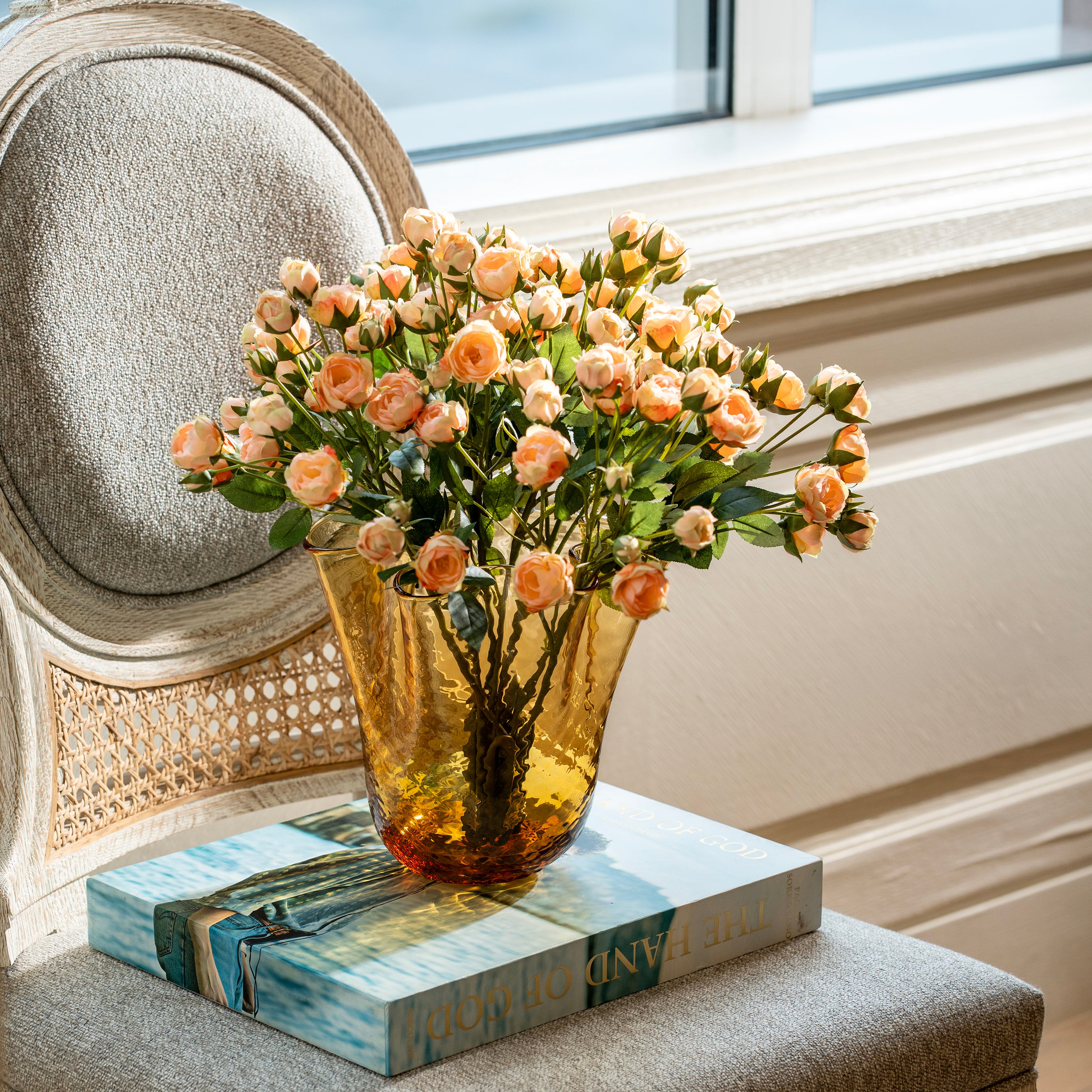 Contour Vase H26 cm