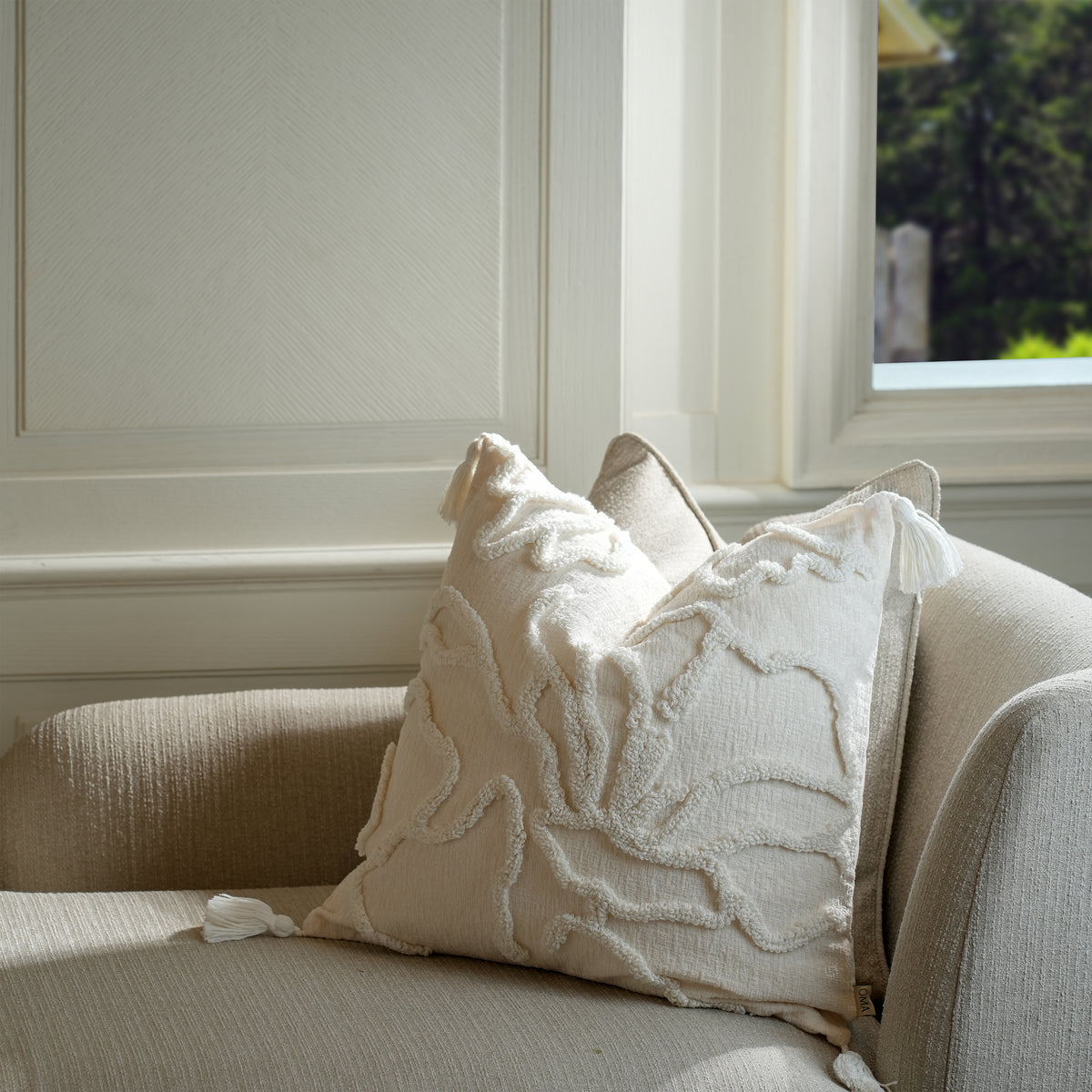 Lineage Tufted Decorative Cushion