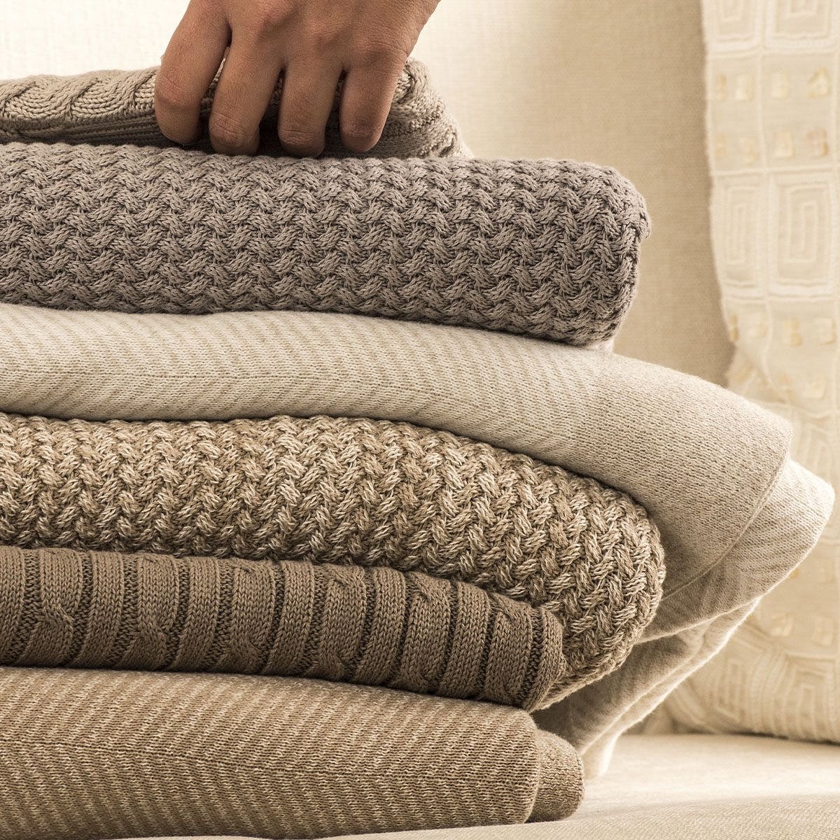 Regency Diamond 100% Cotton Throw Blanket