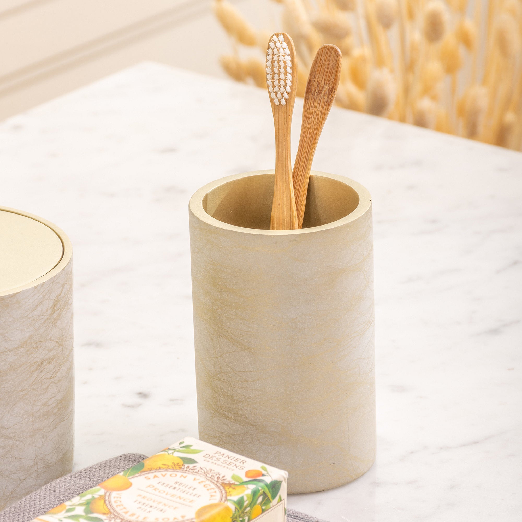 Nova Bath Tumbler Gold