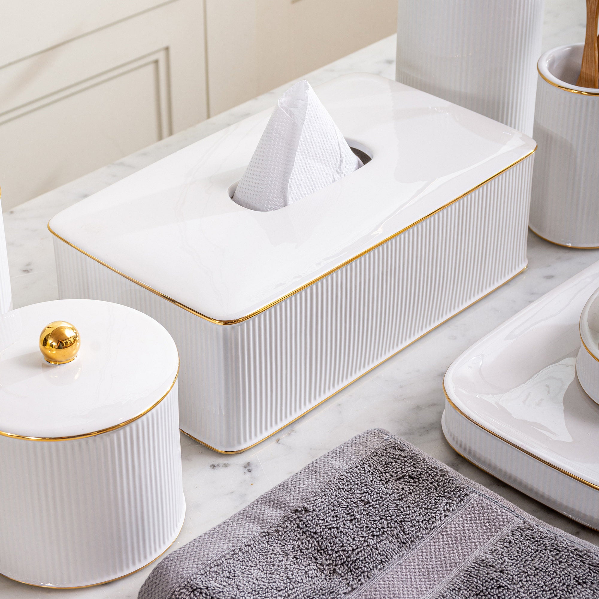 La Maison Tissue Box