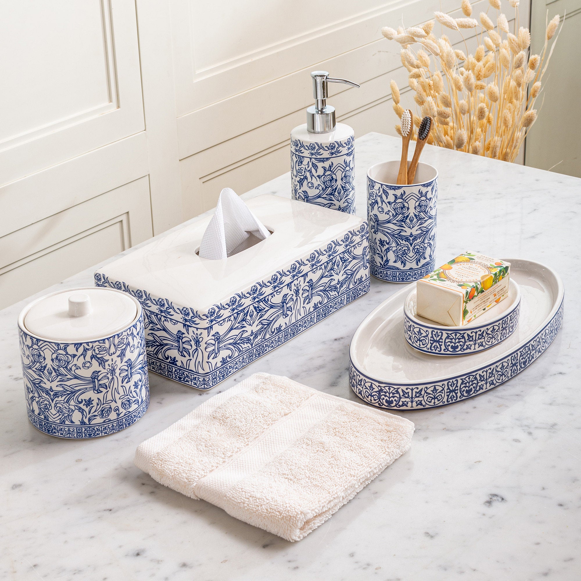 Carrara Soap Dish