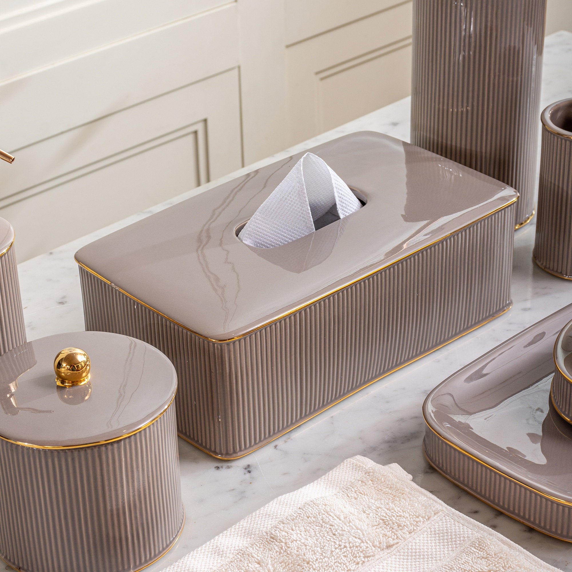 La Maison Tissue Box