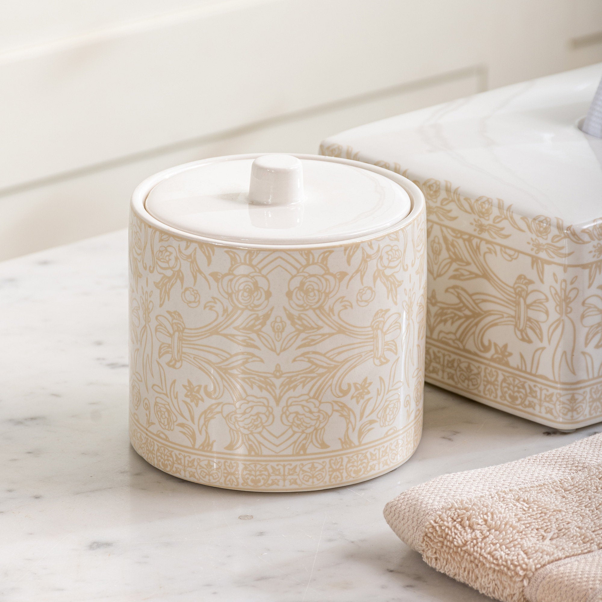 Carrara Cotton Jar